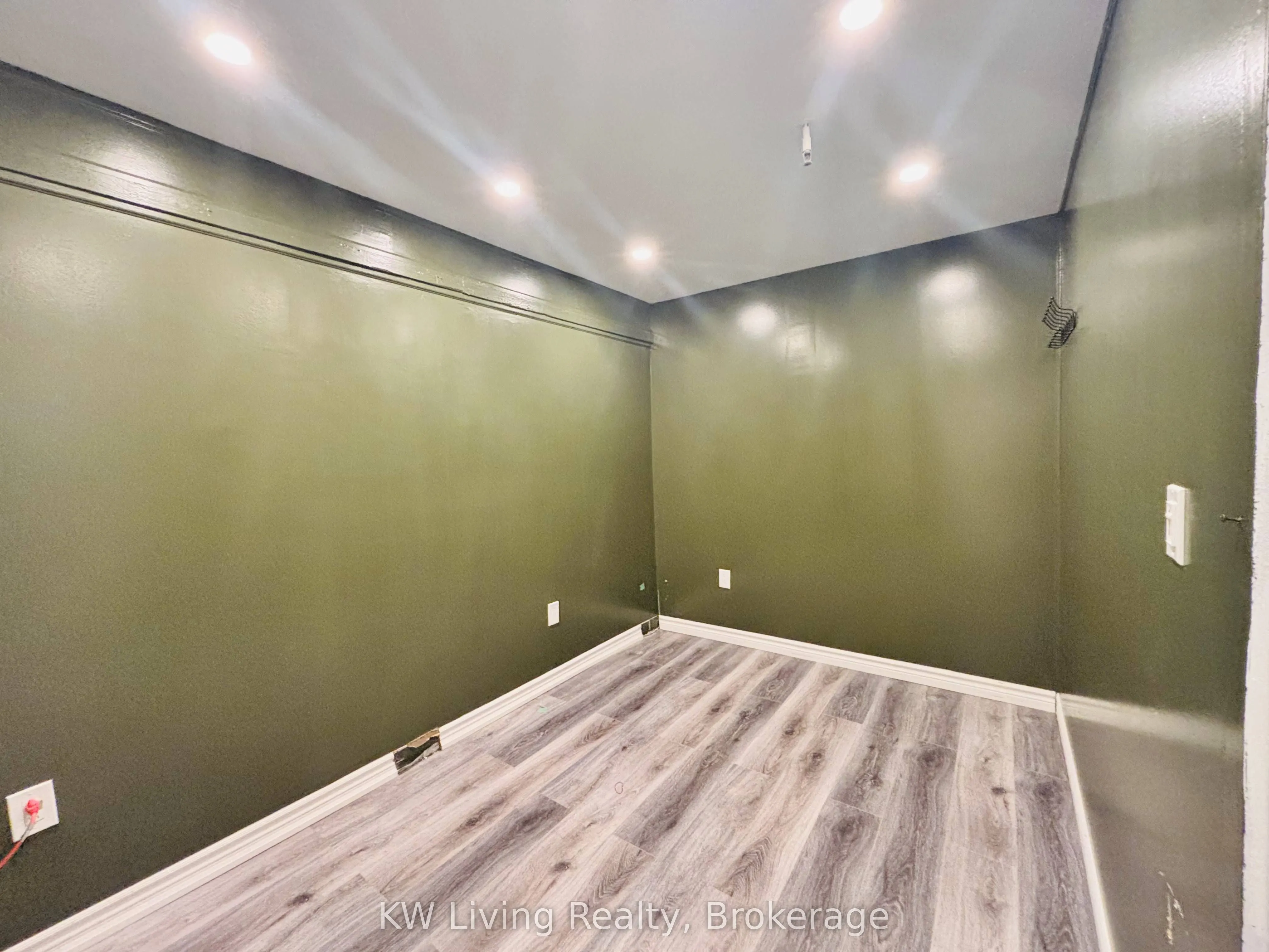 356A Lakeshore Road W