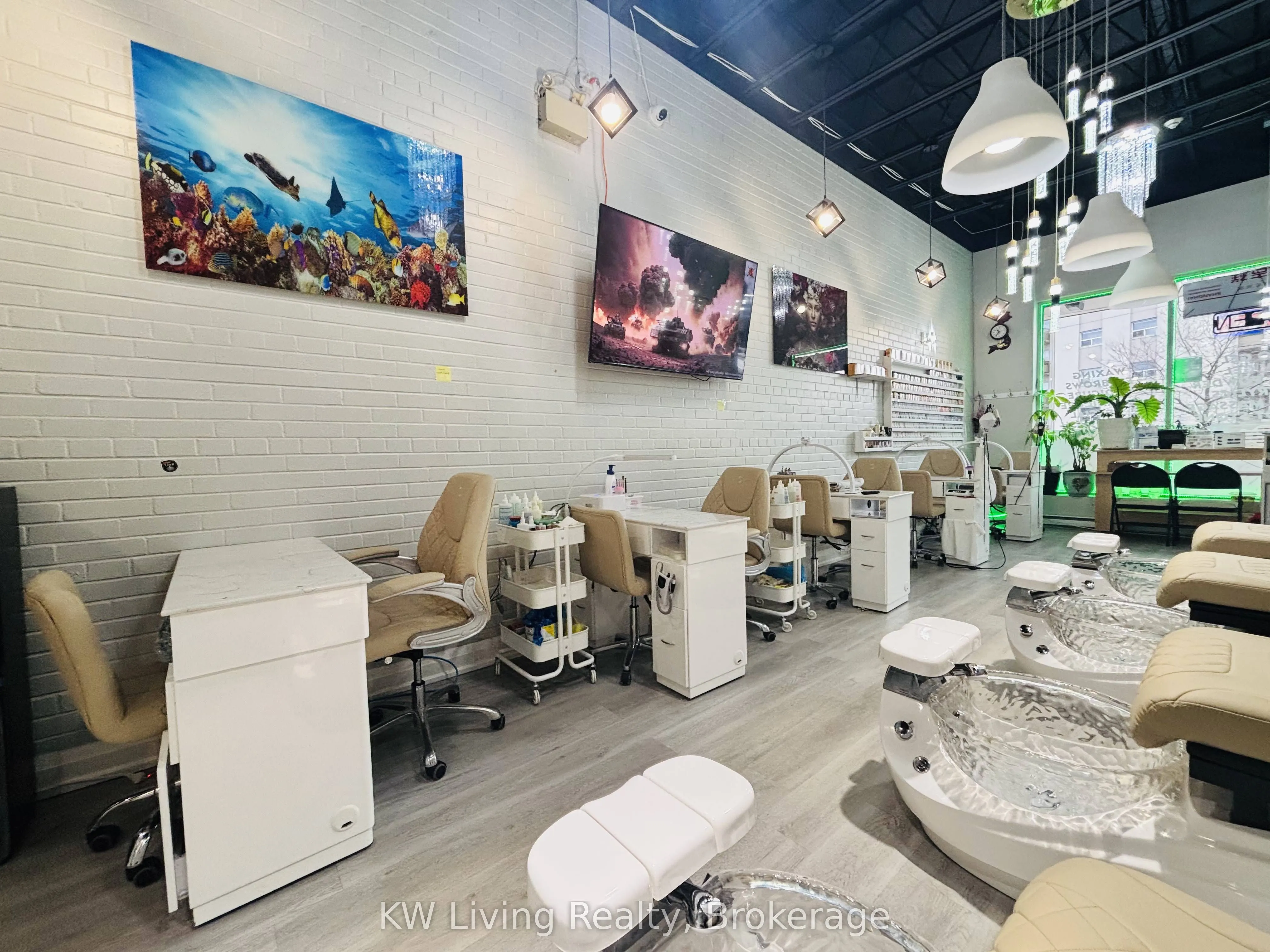 356A Lakeshore Road W