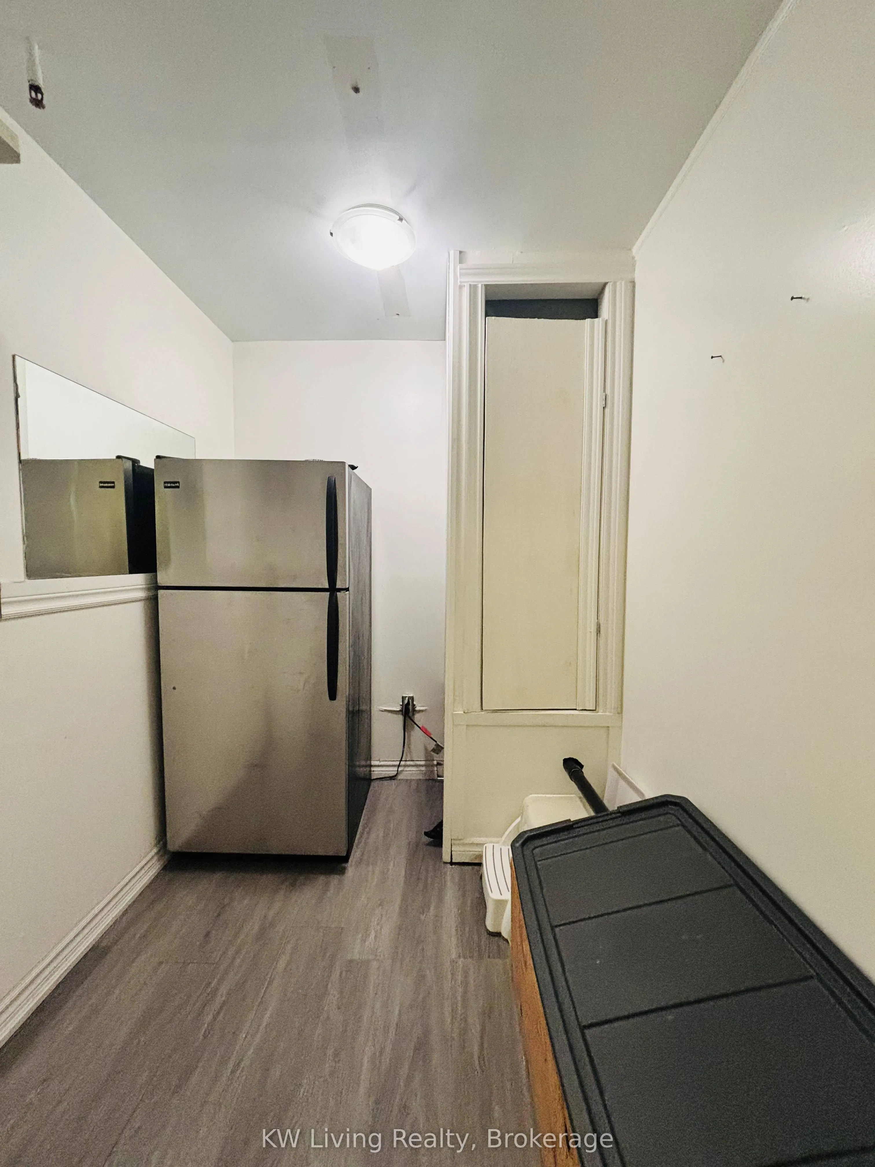 356A Lakeshore Road W