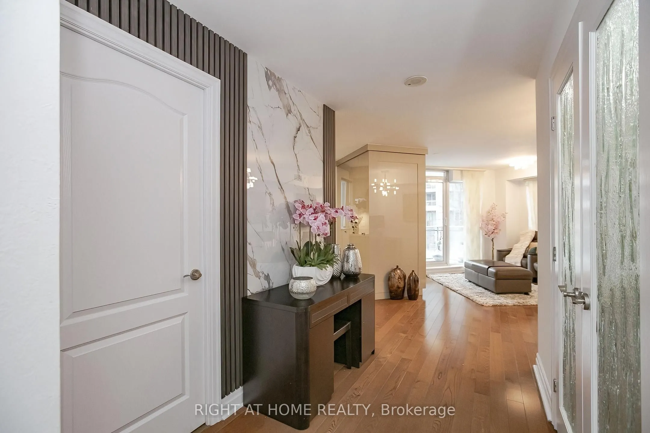 2119 Lake Shore Boulevard W #217