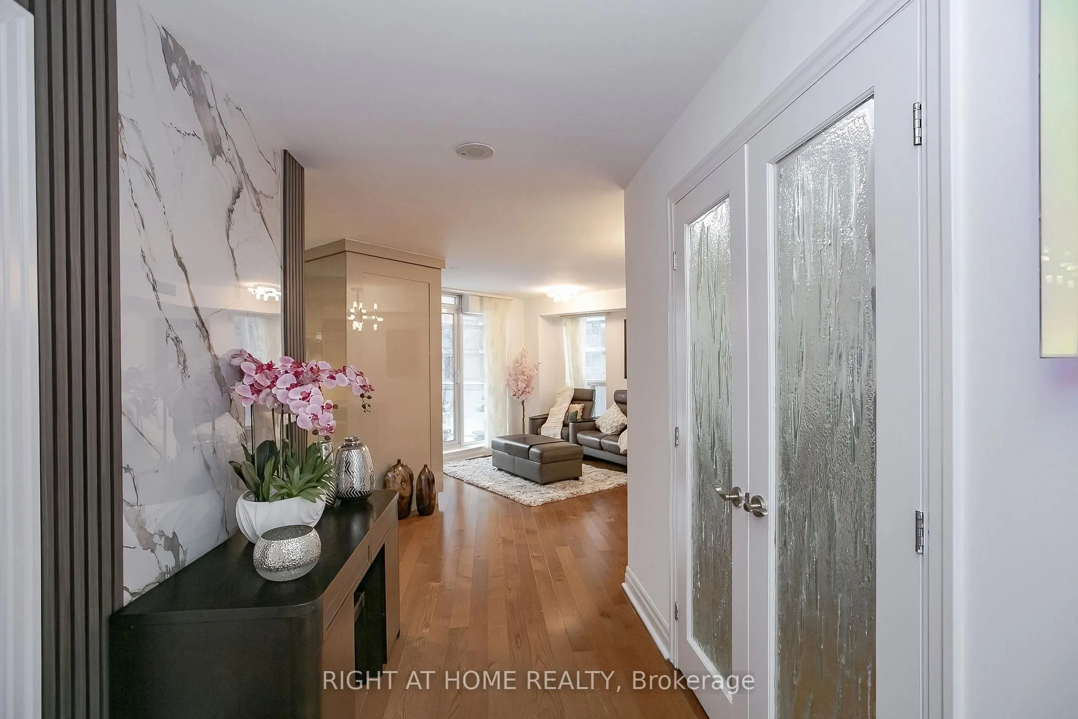 2119 Lake Shore Boulevard W #217