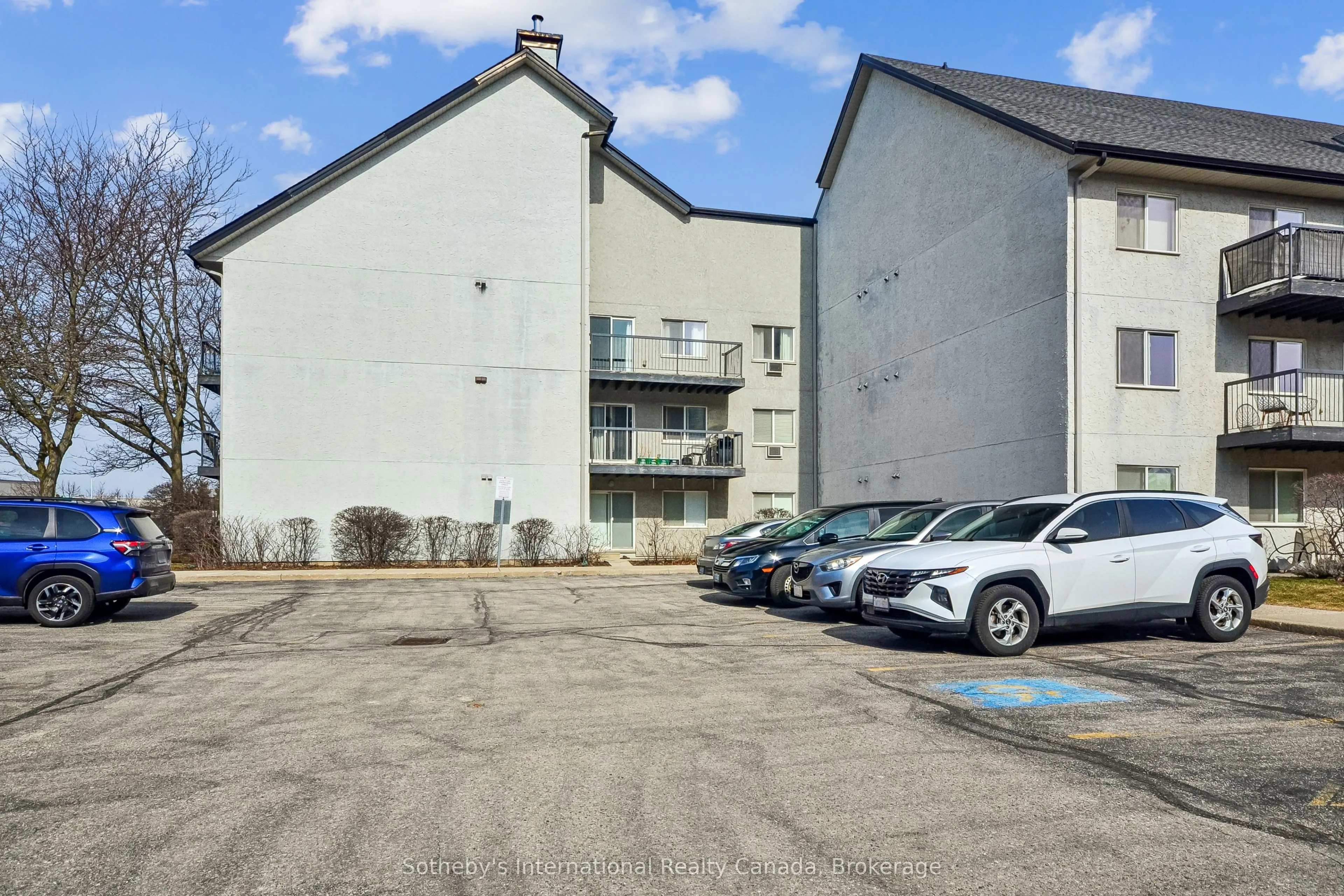1450 Glen Abbey Gate #434