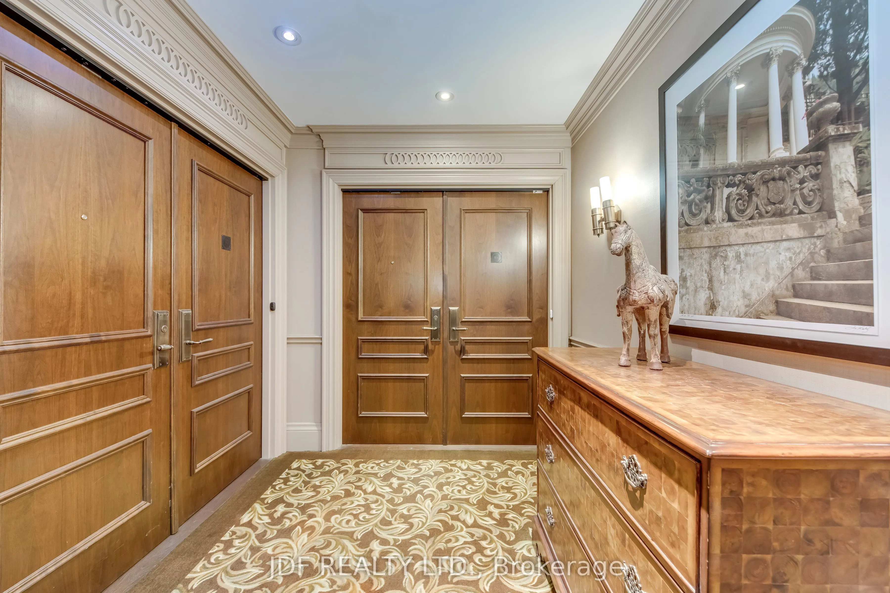 111 Forsythe Street #402