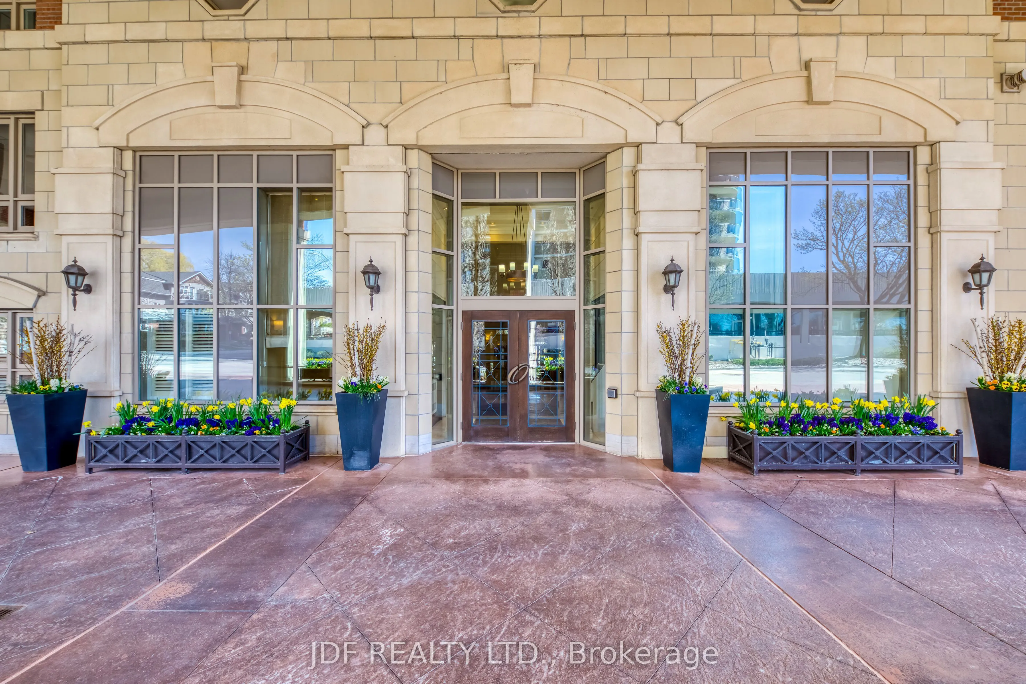 111 Forsythe Street #402