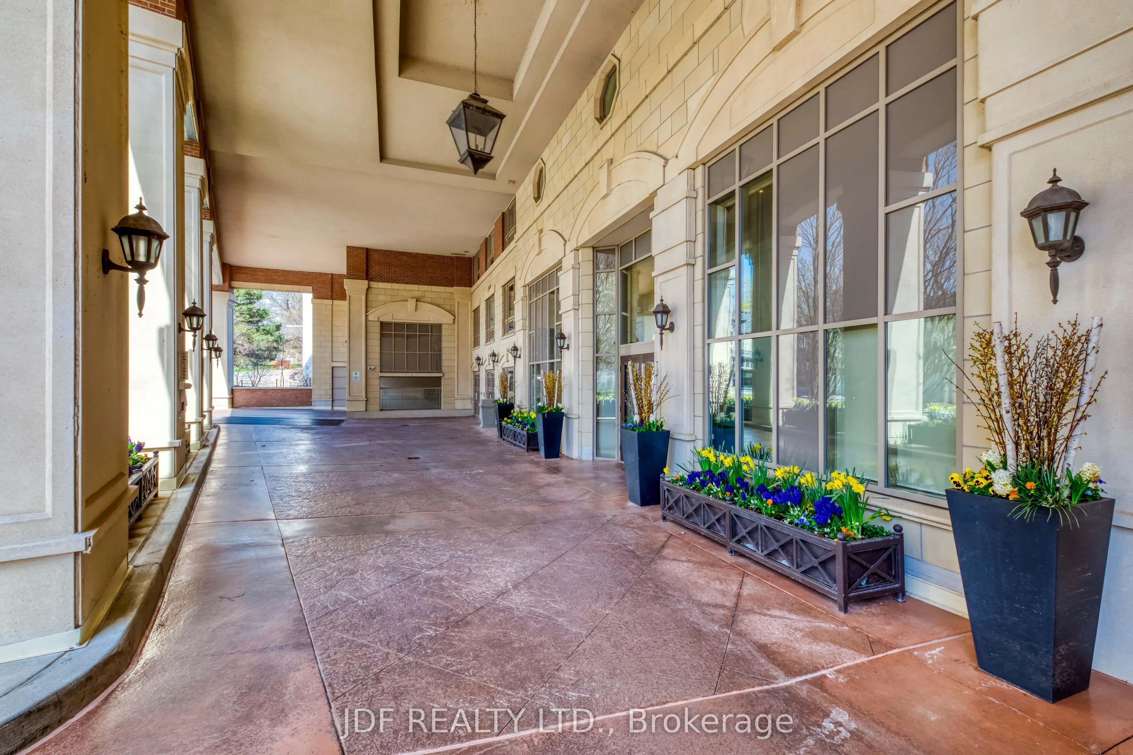 111 Forsythe Street #402
