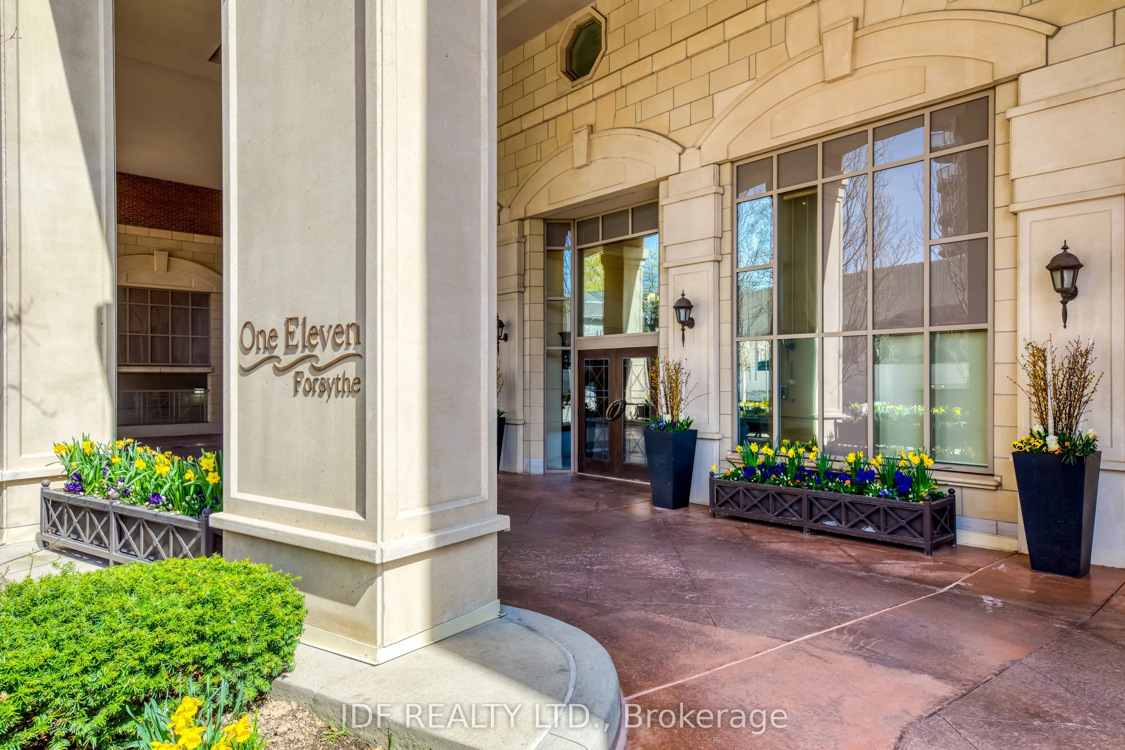 111 Forsythe Street #402