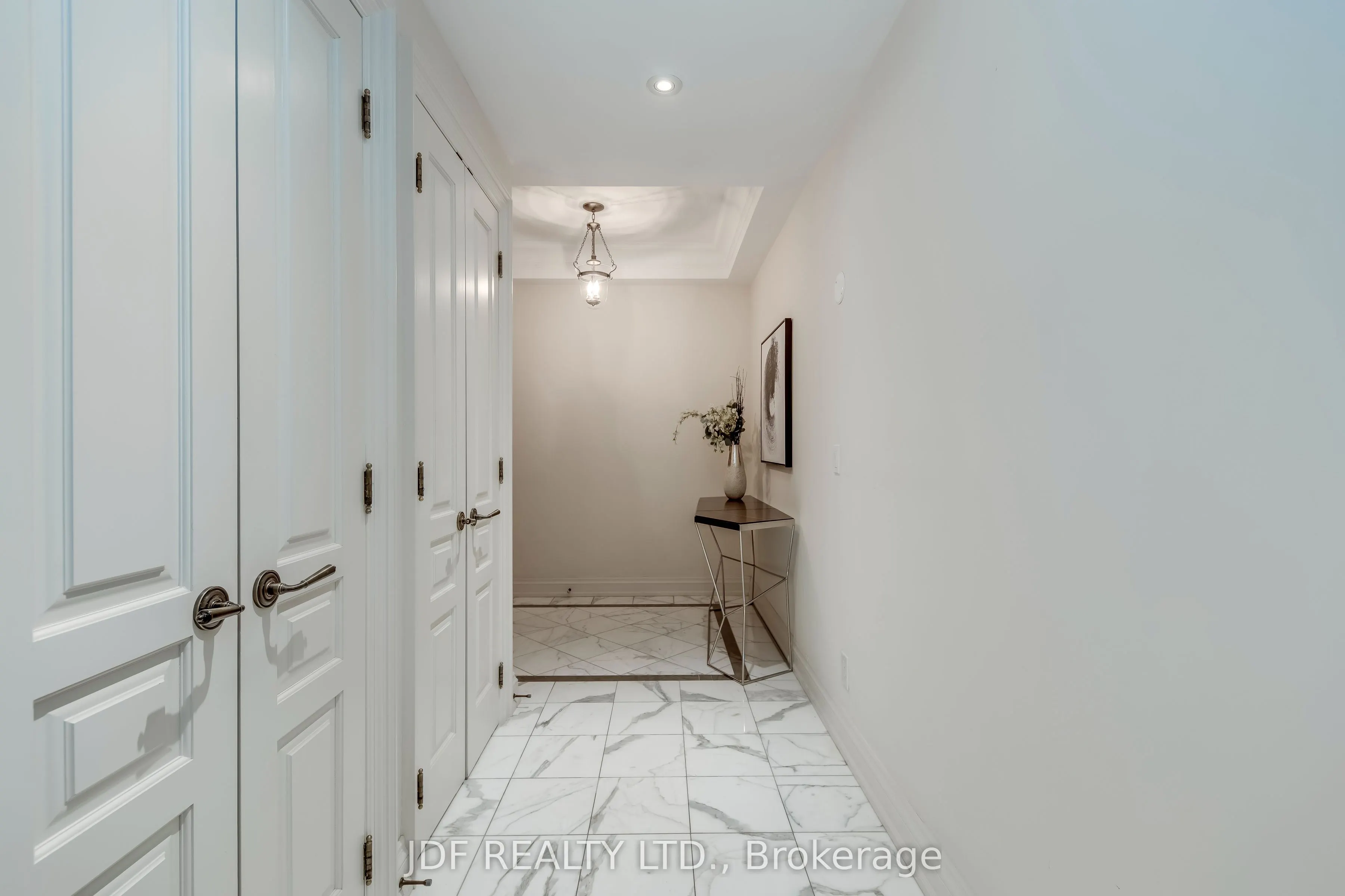 111 Forsythe Street #402