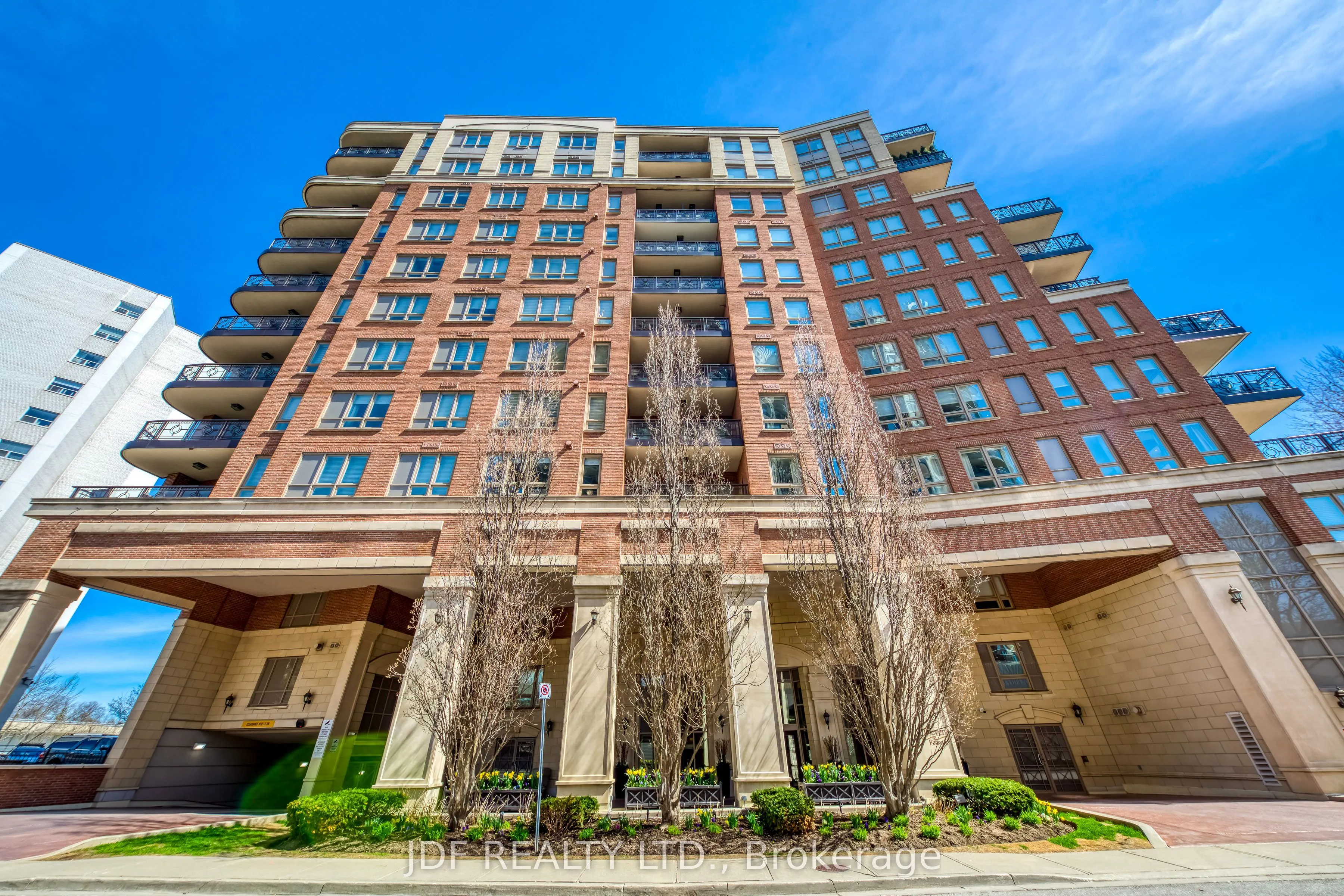 111 Forsythe Street #402