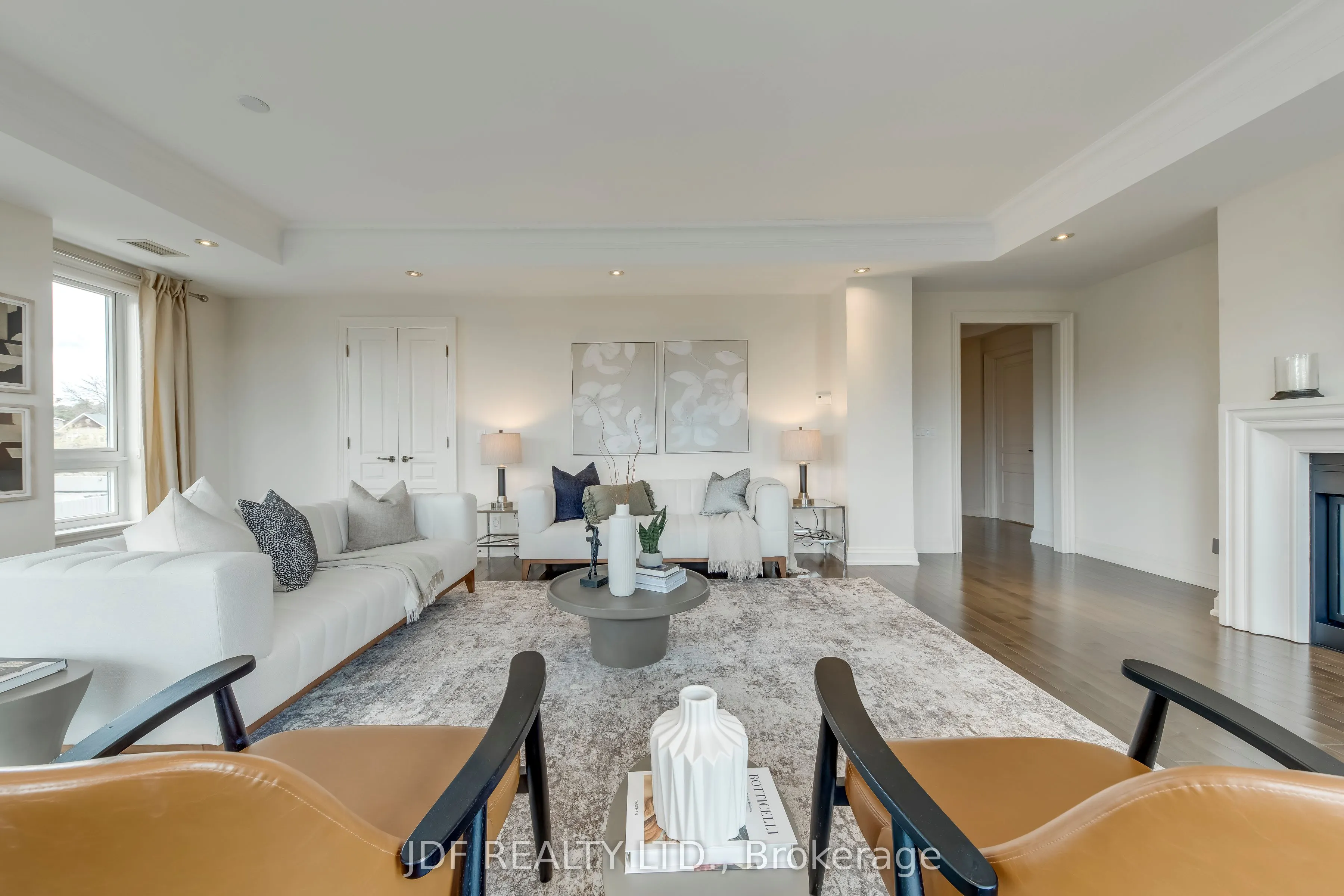 111 Forsythe Street #402