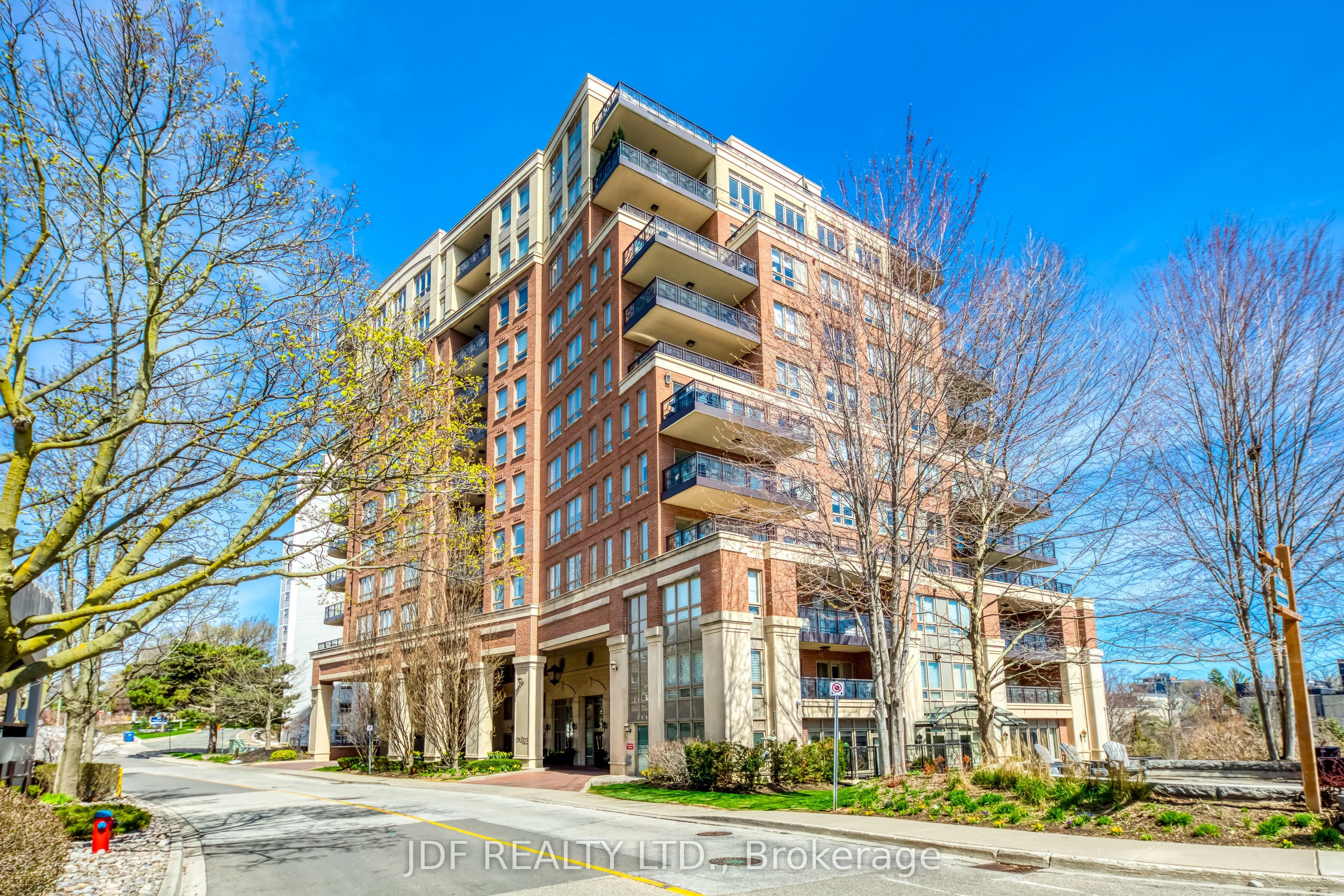 111 Forsythe Street #402