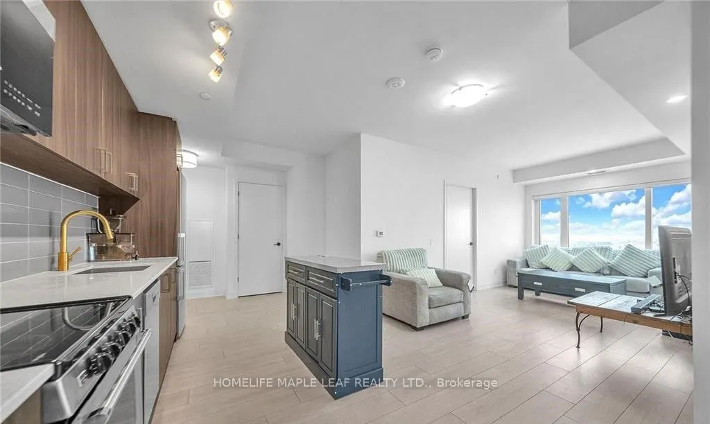 8010 Derry Road #1402