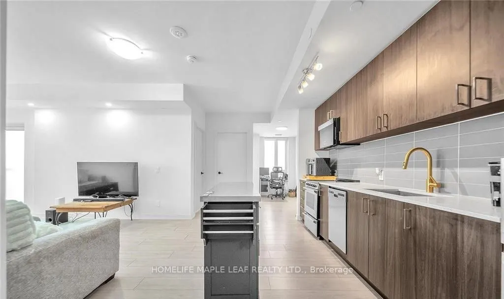 8010 Derry Road #1402