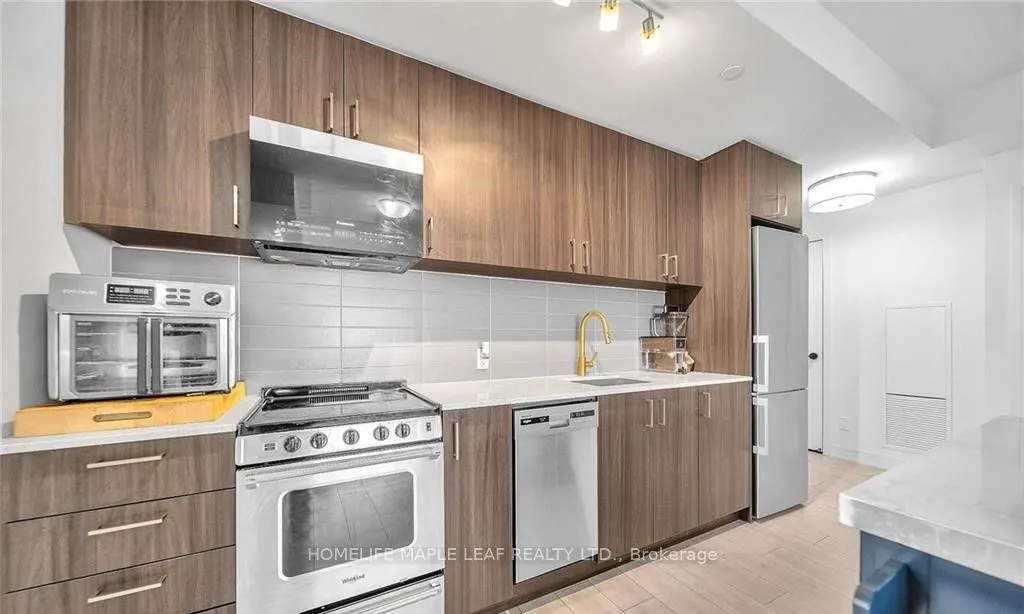 8010 Derry Road #1402