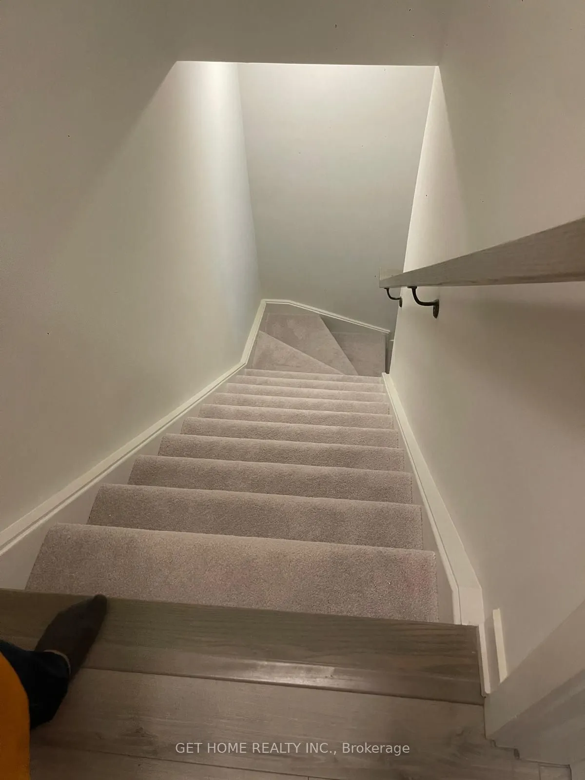 3540 colonial Drive #3