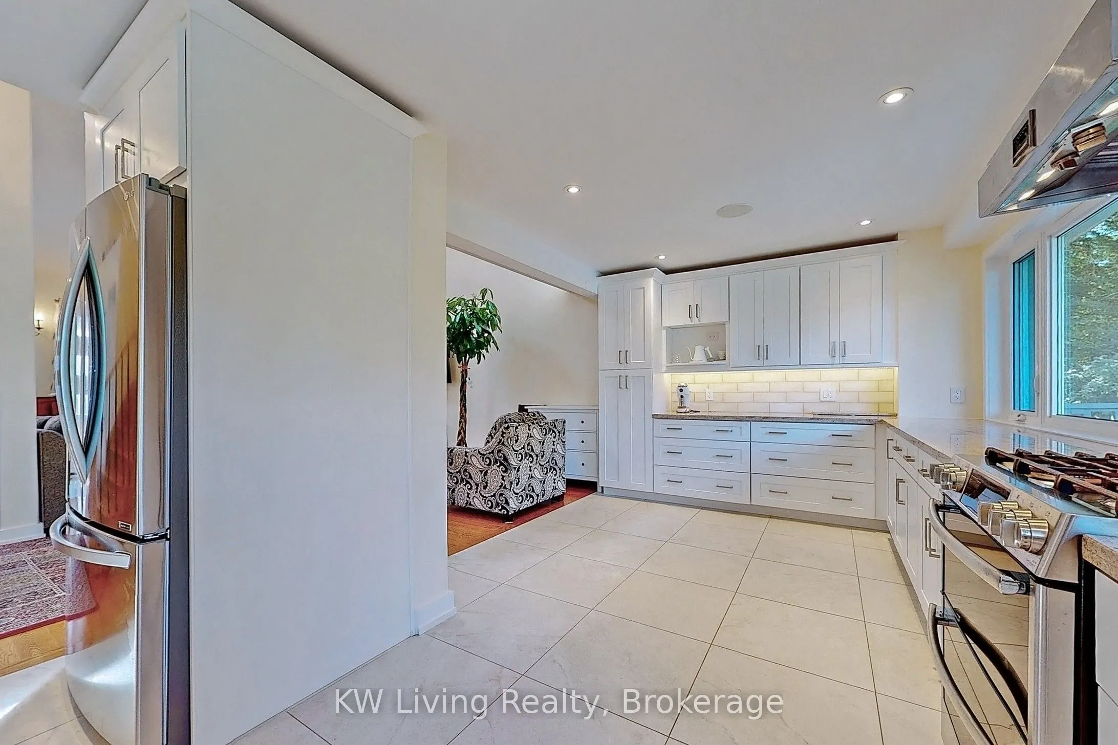 1280 Watersedge Road