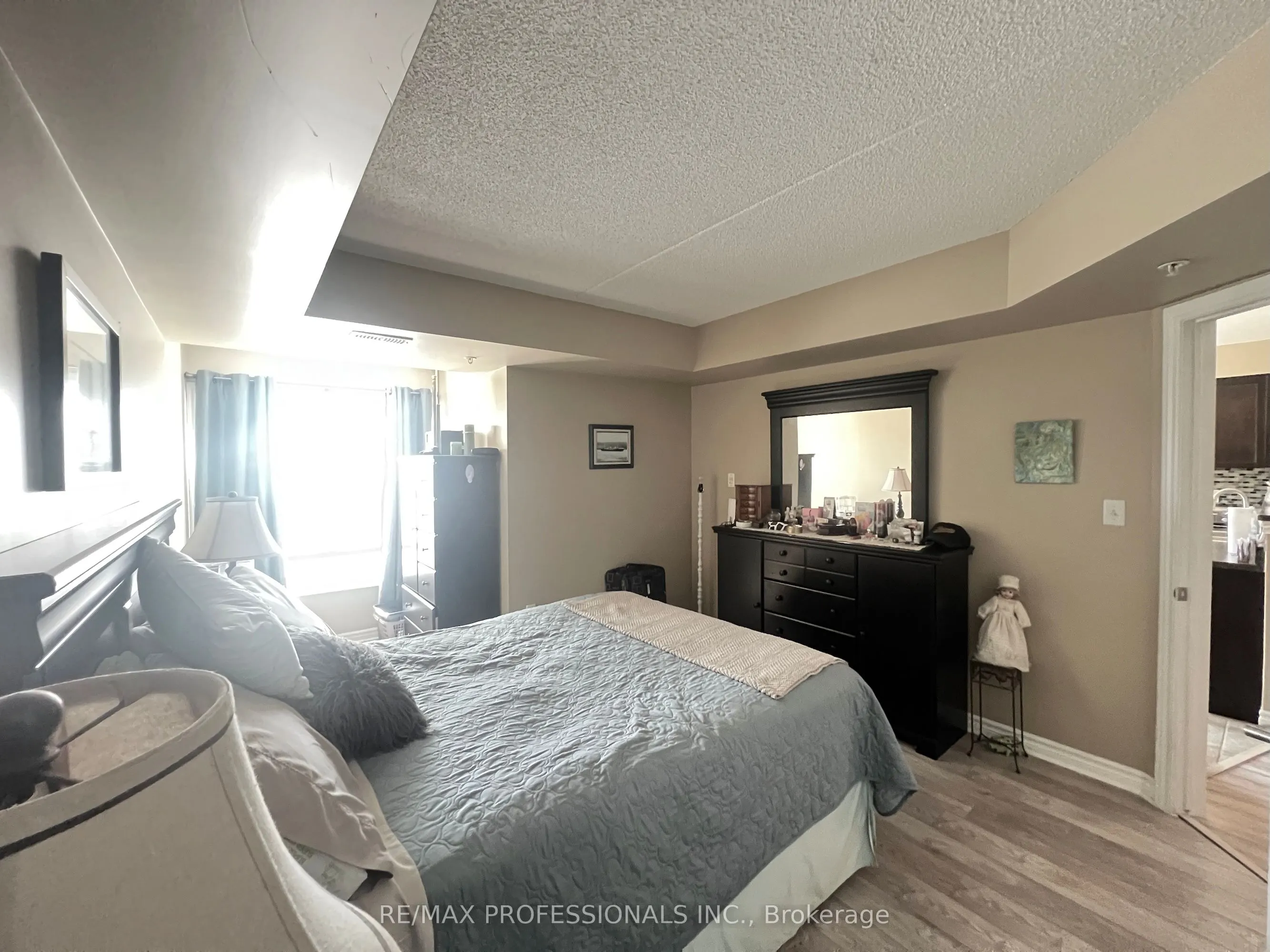 1390 Main Street E #107