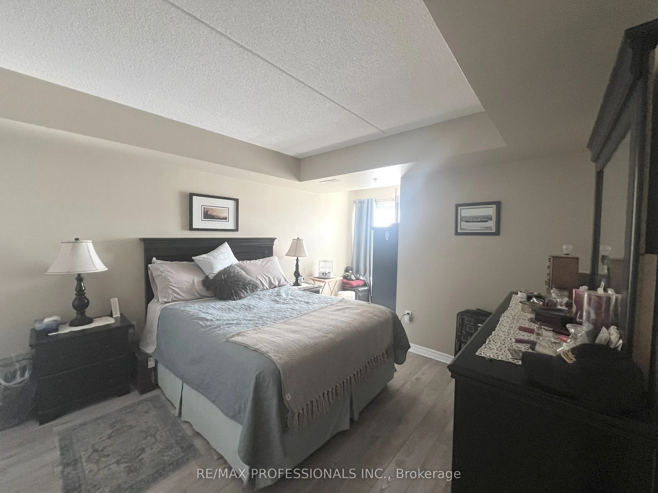 1390 Main Street E #107