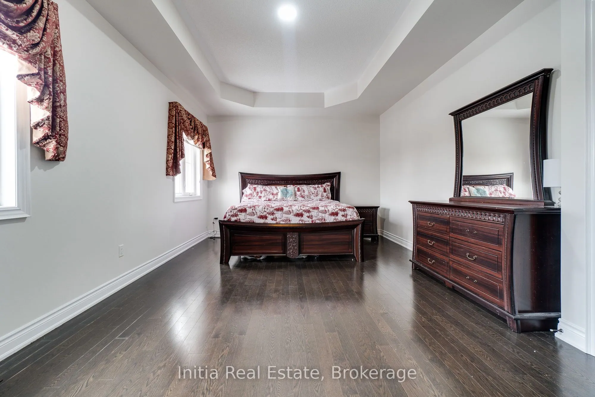 12 Erintown Crescent S