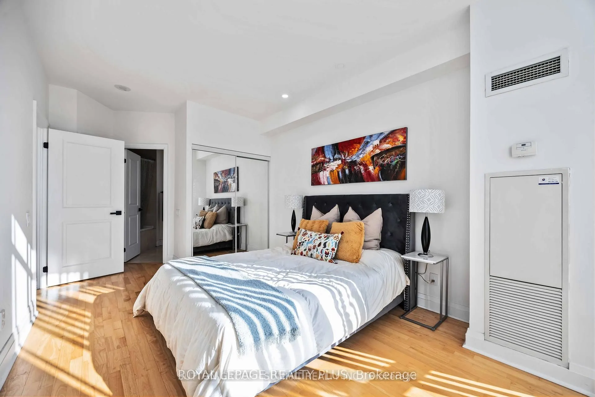 15 Windermere Avenue #PH01