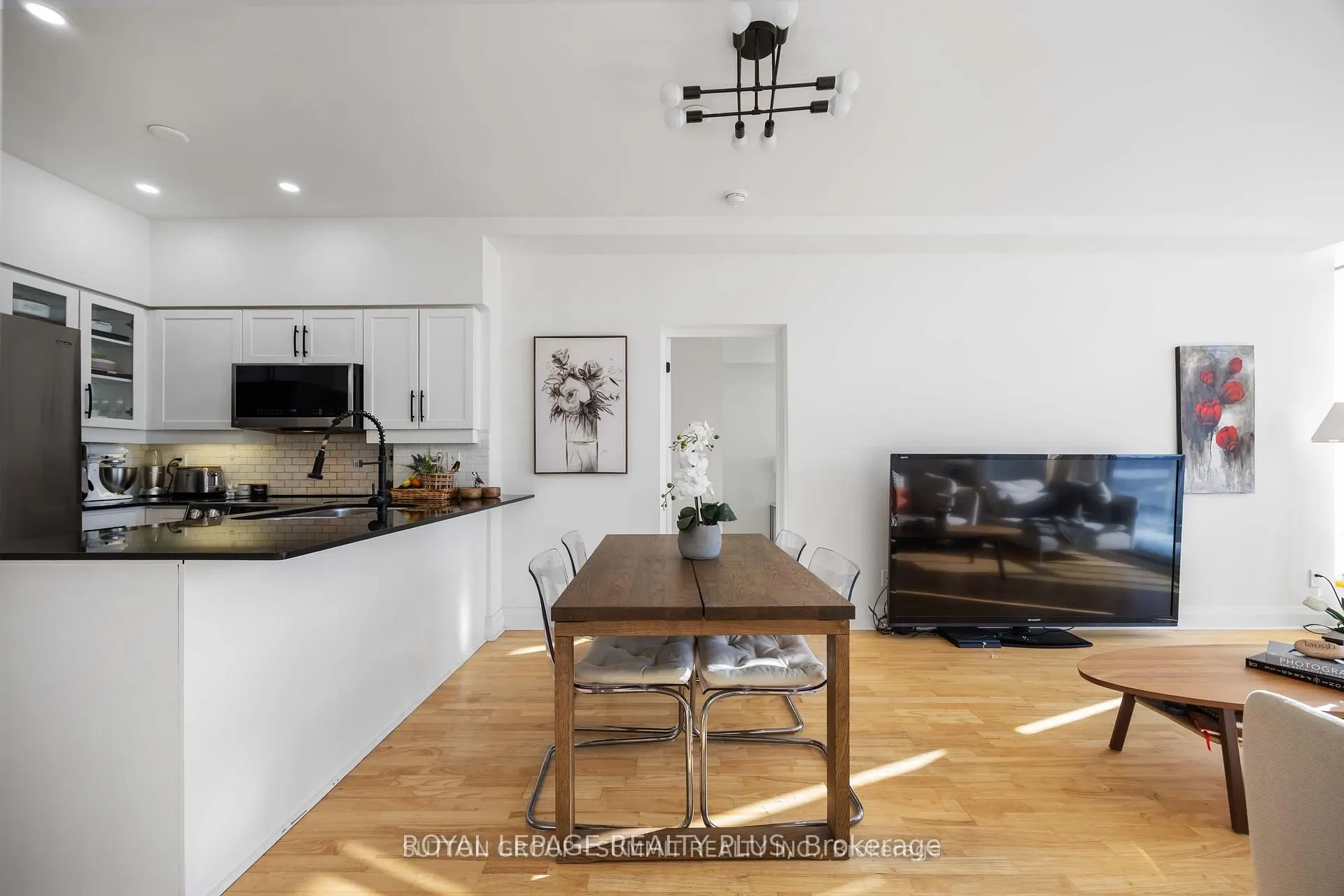 15 Windermere Avenue #PH01