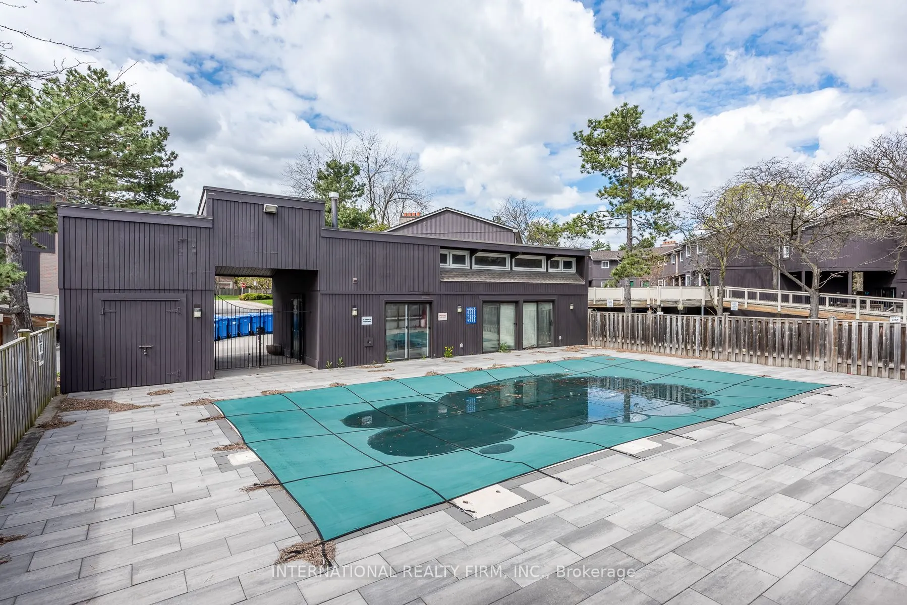 6855 Glen Erin Drive #15