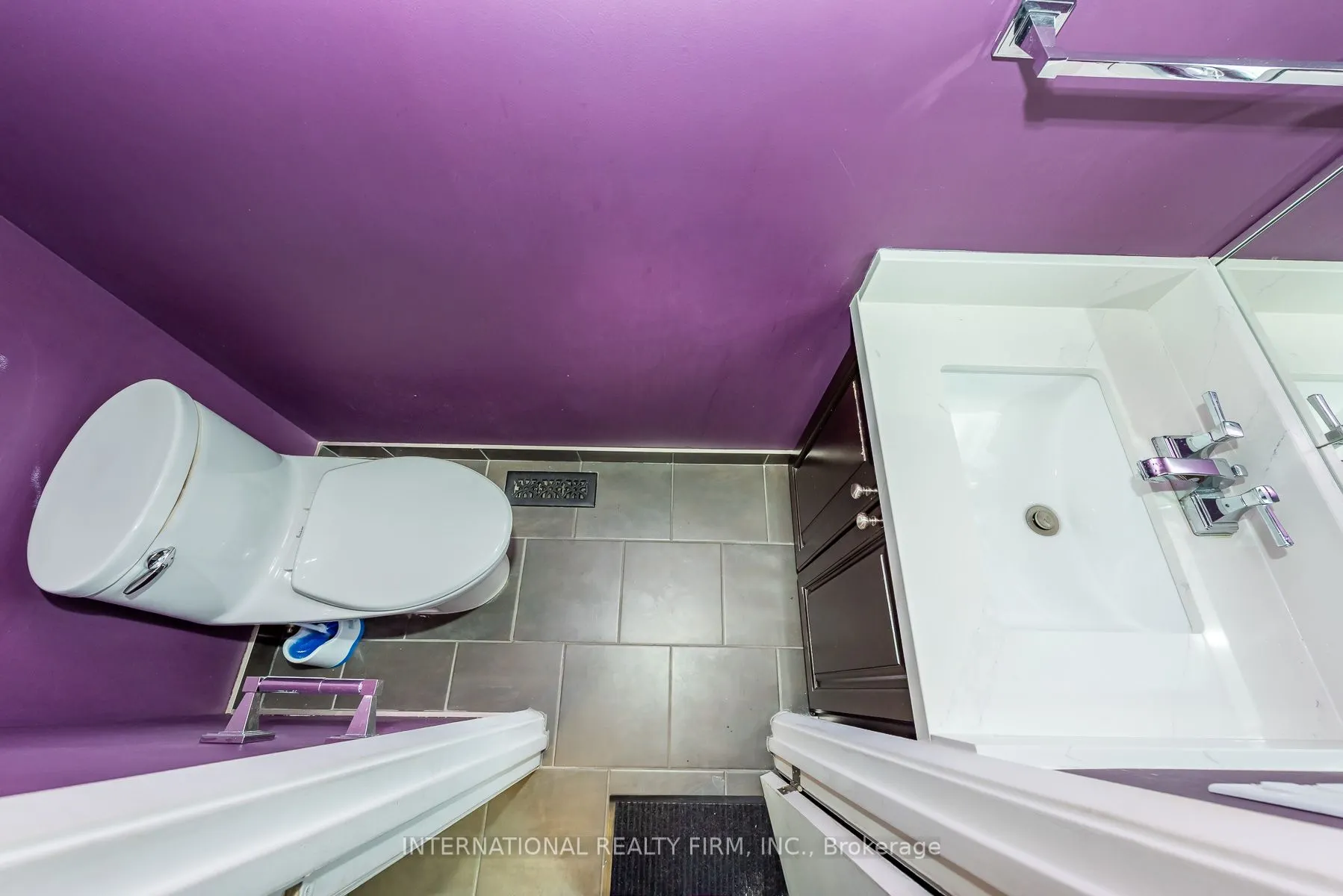 6855 Glen Erin Drive #15