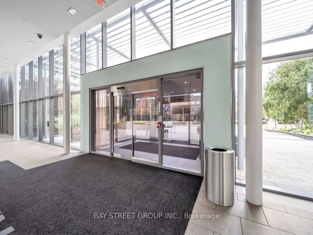 105 The Queensway Avenue #1501