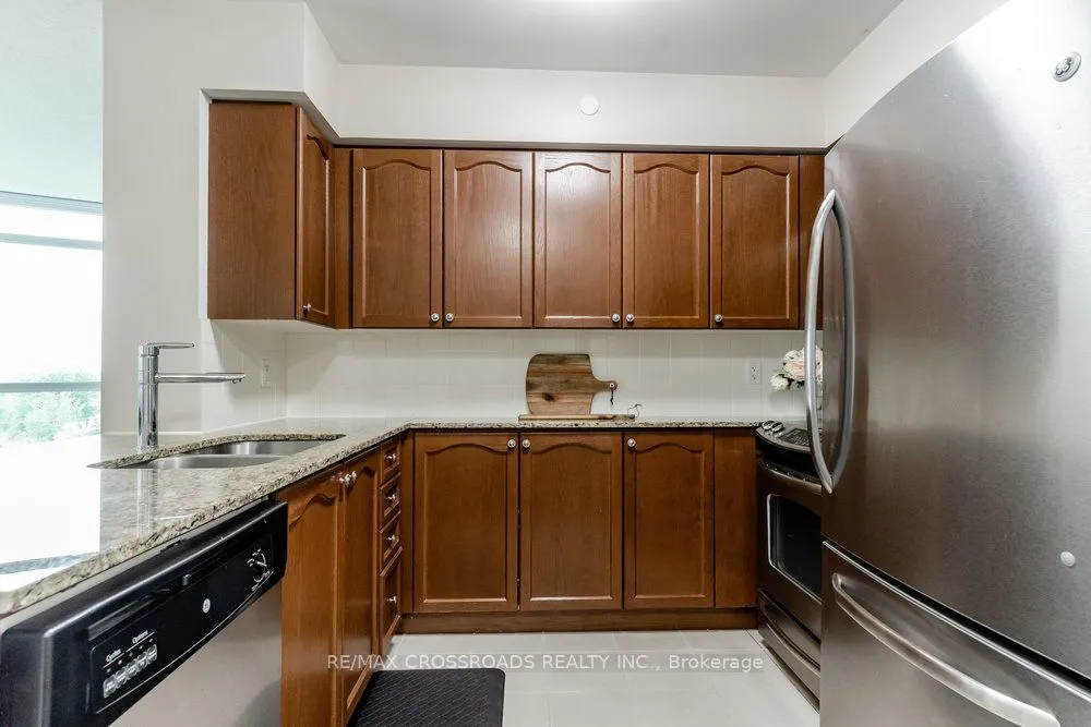 215 Sherway Gardens Road #604