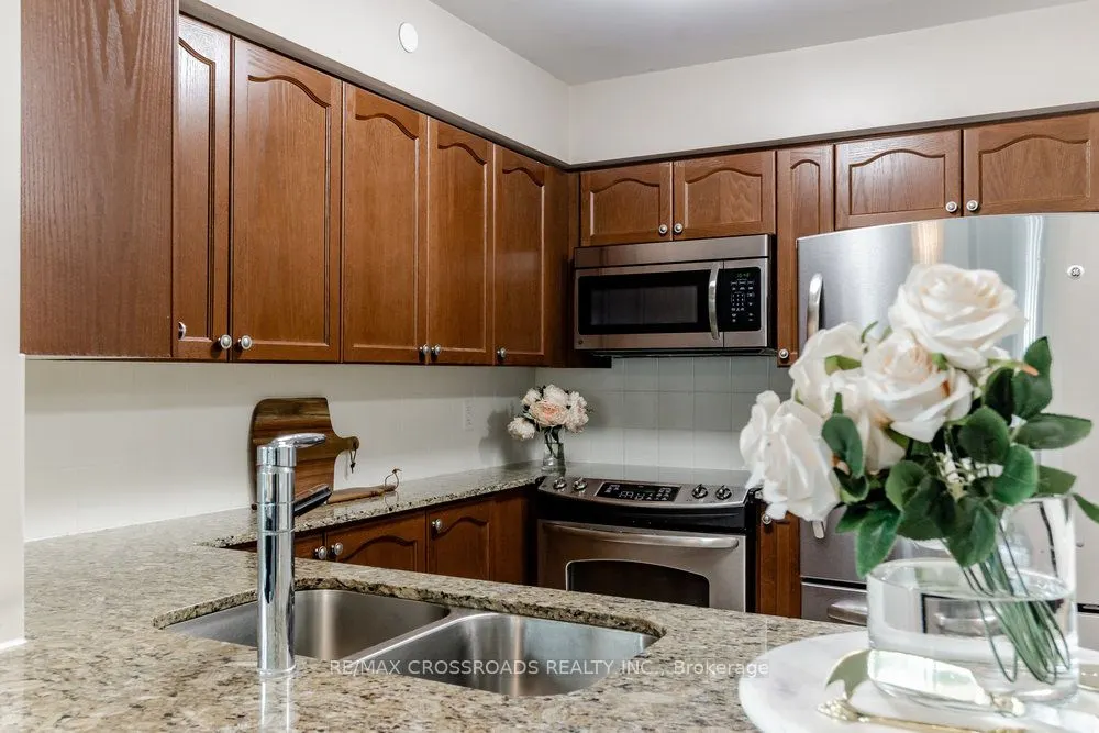 215 Sherway Gardens Road #604