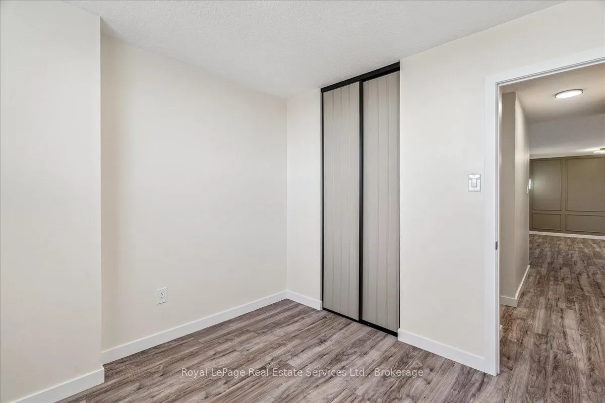 966 Inverhouse Drive #812