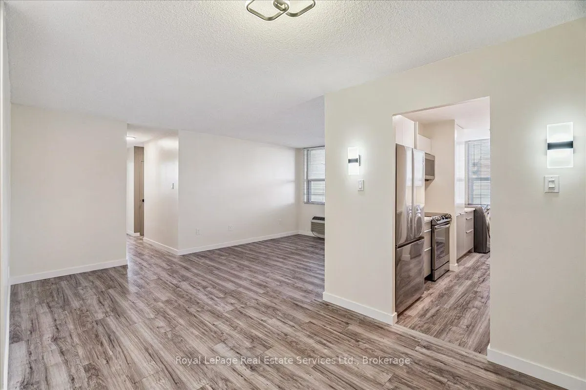 966 Inverhouse Drive #812
