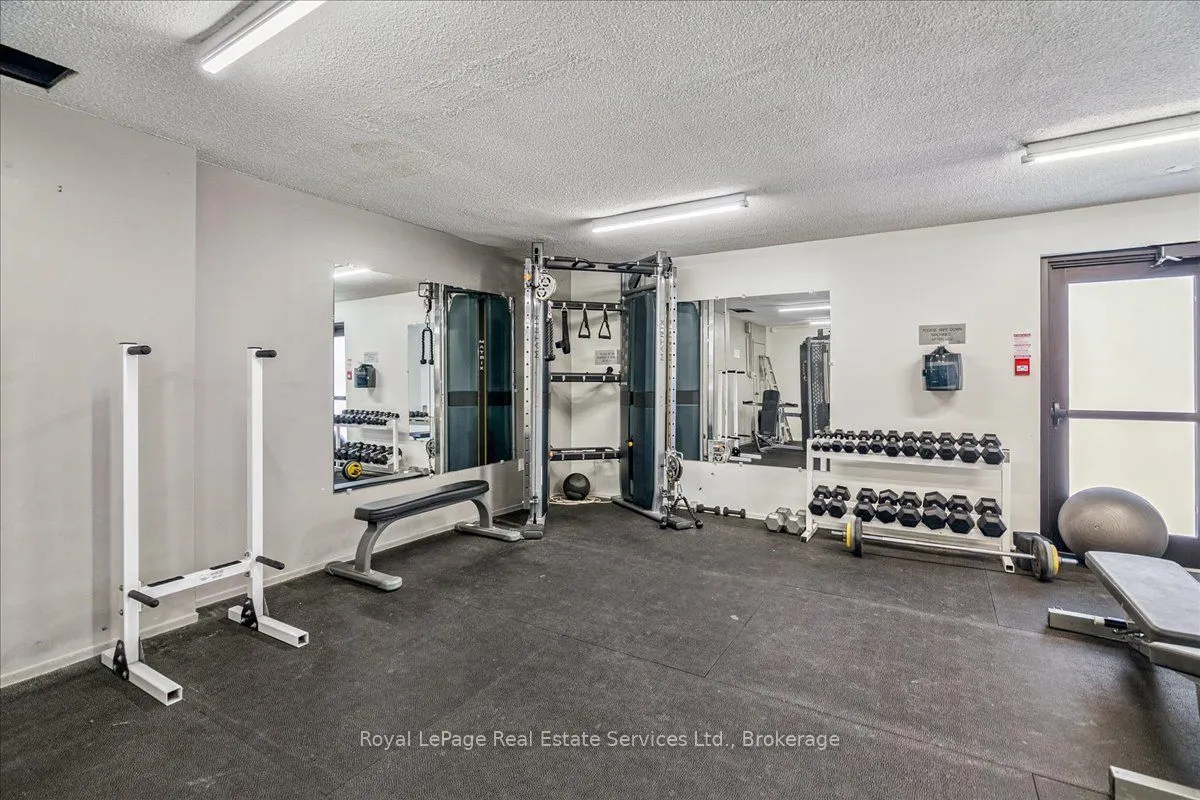 966 Inverhouse Drive #812
