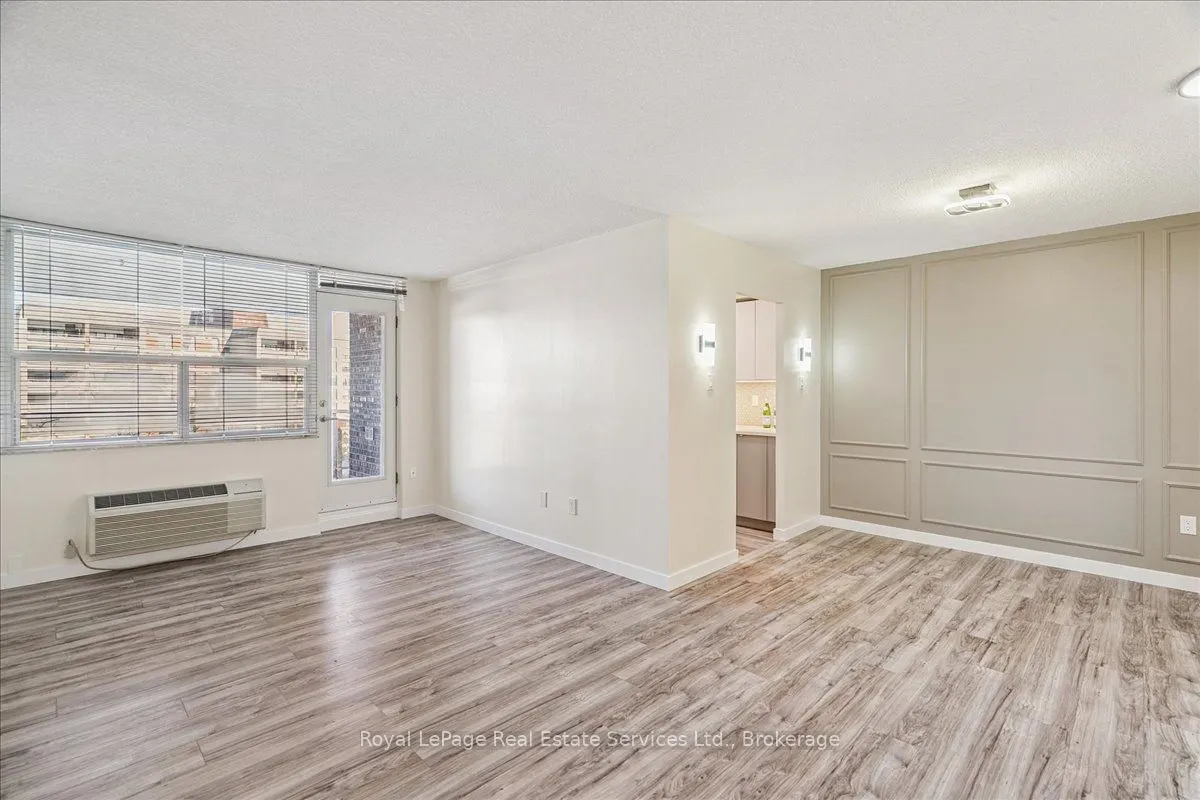 966 Inverhouse Drive #812