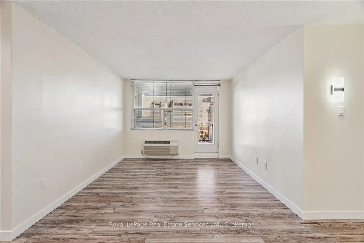 966 Inverhouse Drive #812