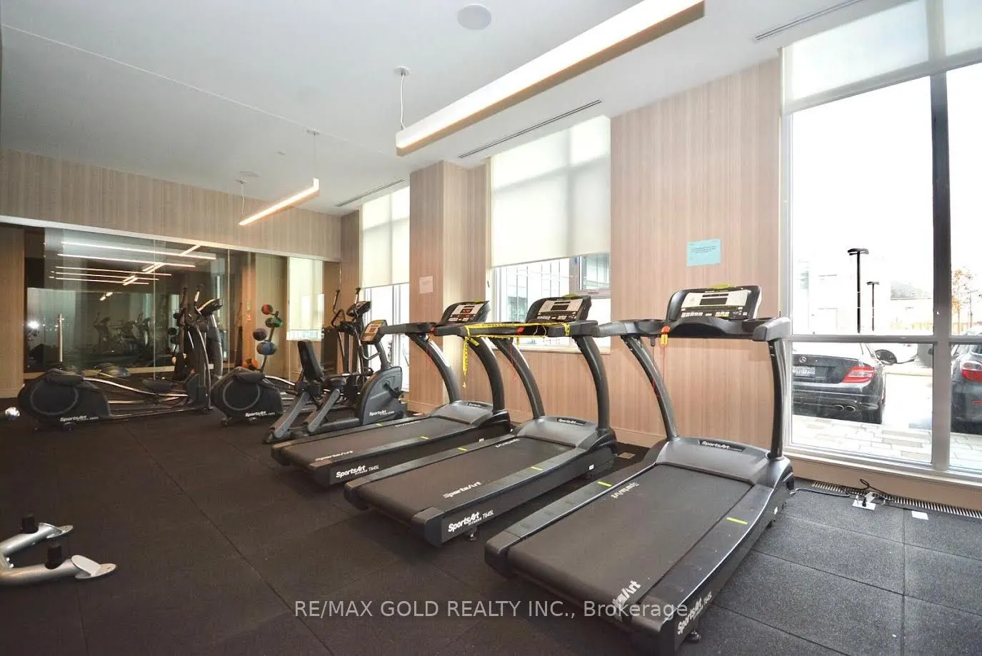 8 Nahani Way #2508