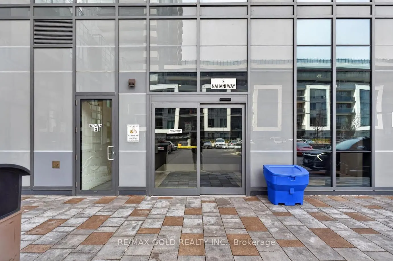 8 Nahani Way #2508