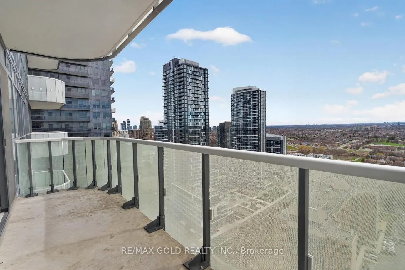 8 Nahani Way #2508