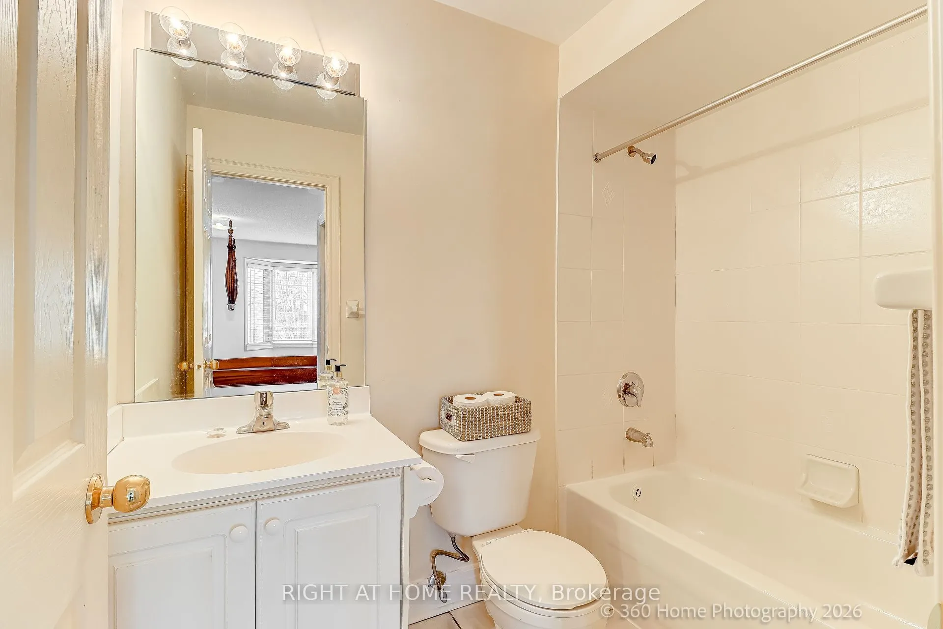 1130 Cawthra Road #2