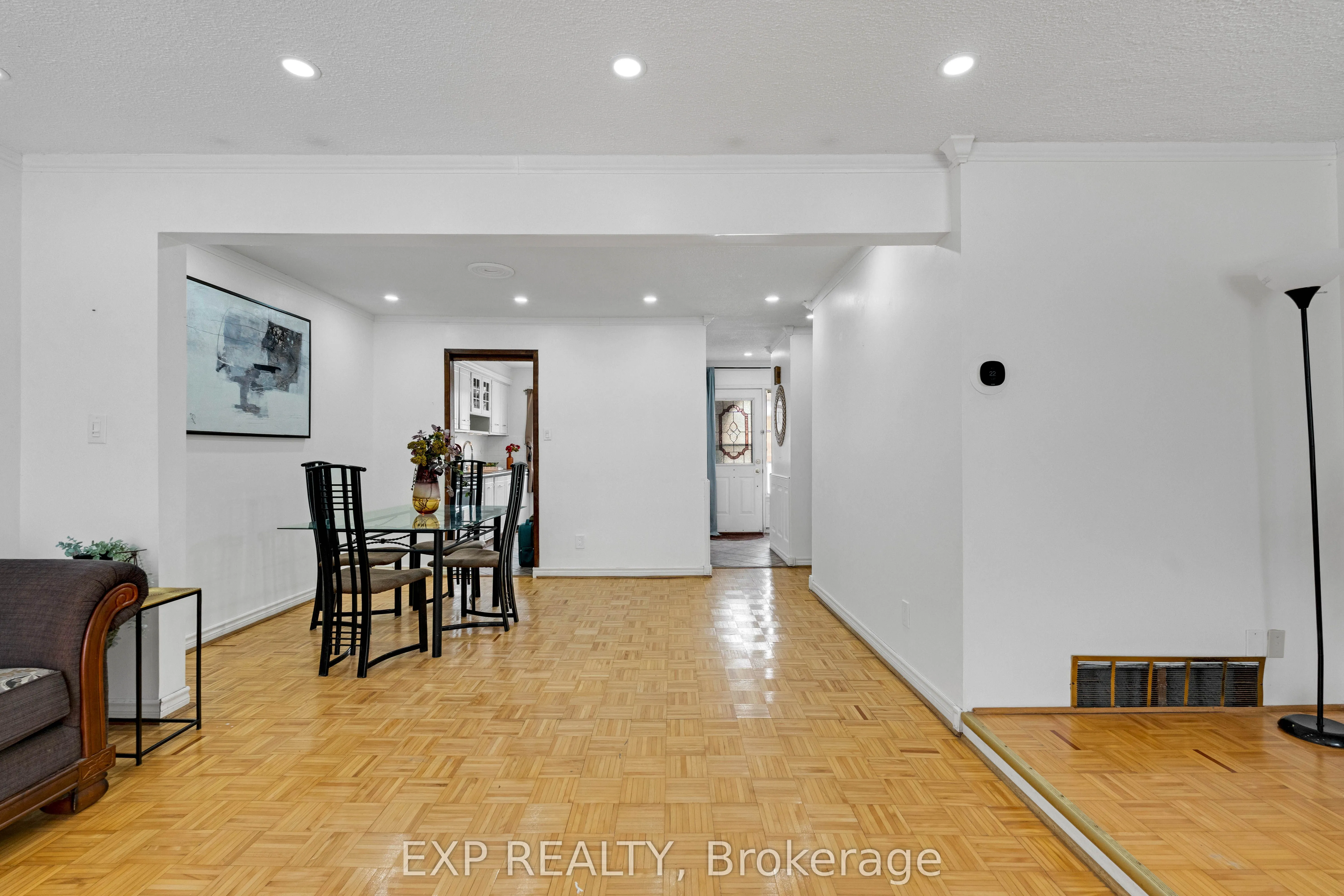 1180 Mississauga Valley Boulevard #4