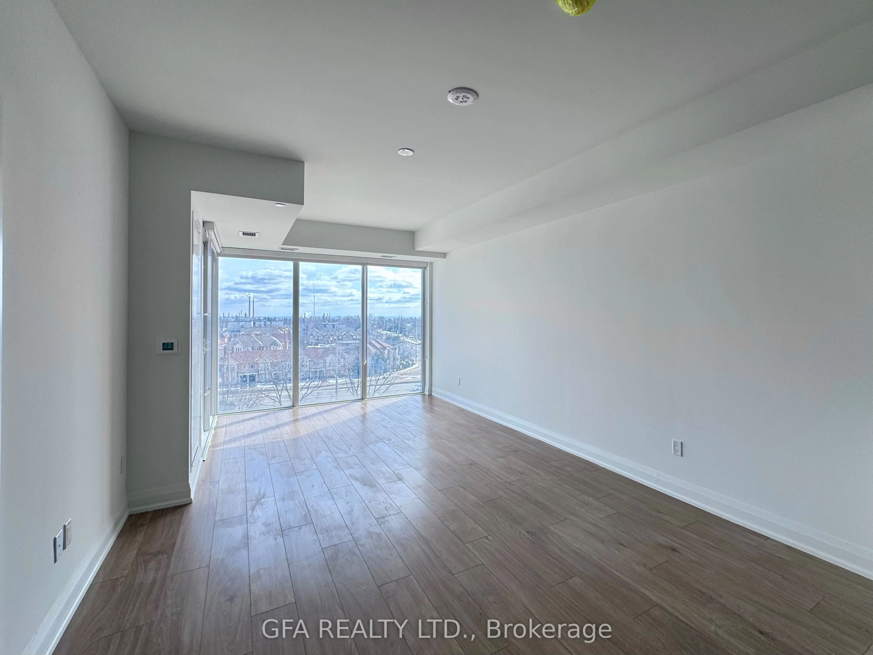 1035 Southdown Road #707