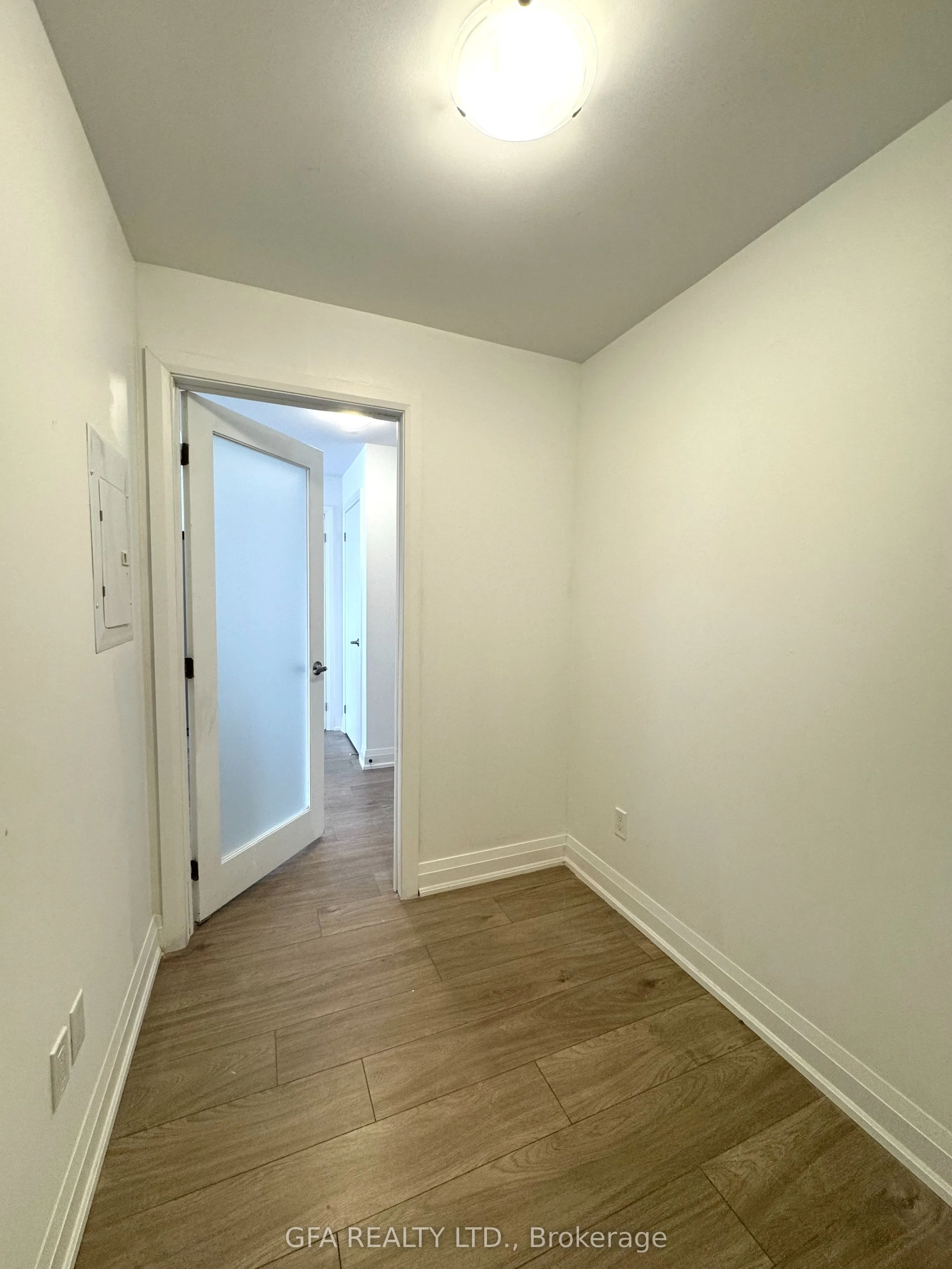 1035 Southdown Road #707
