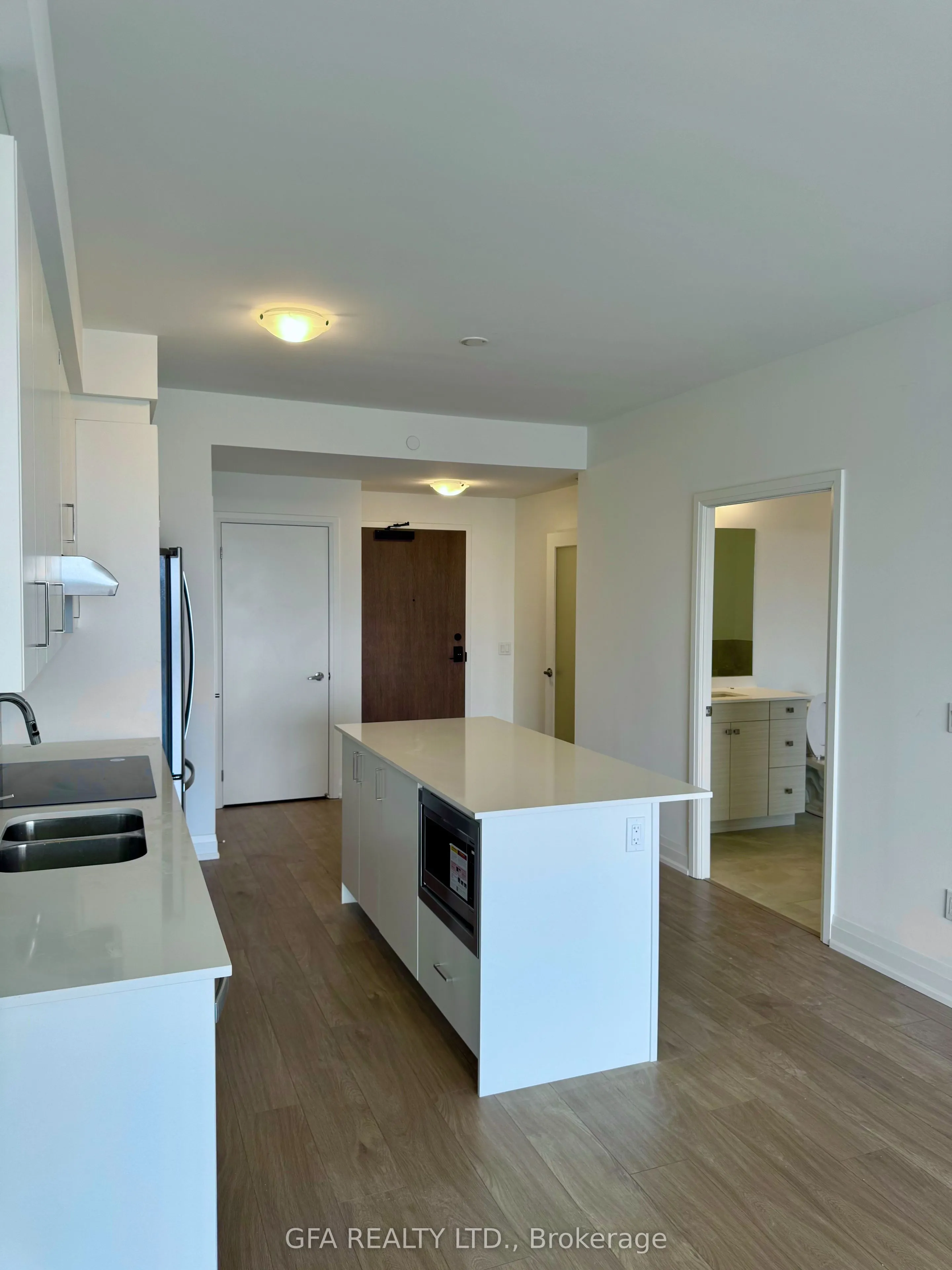 1035 Southdown Road #707