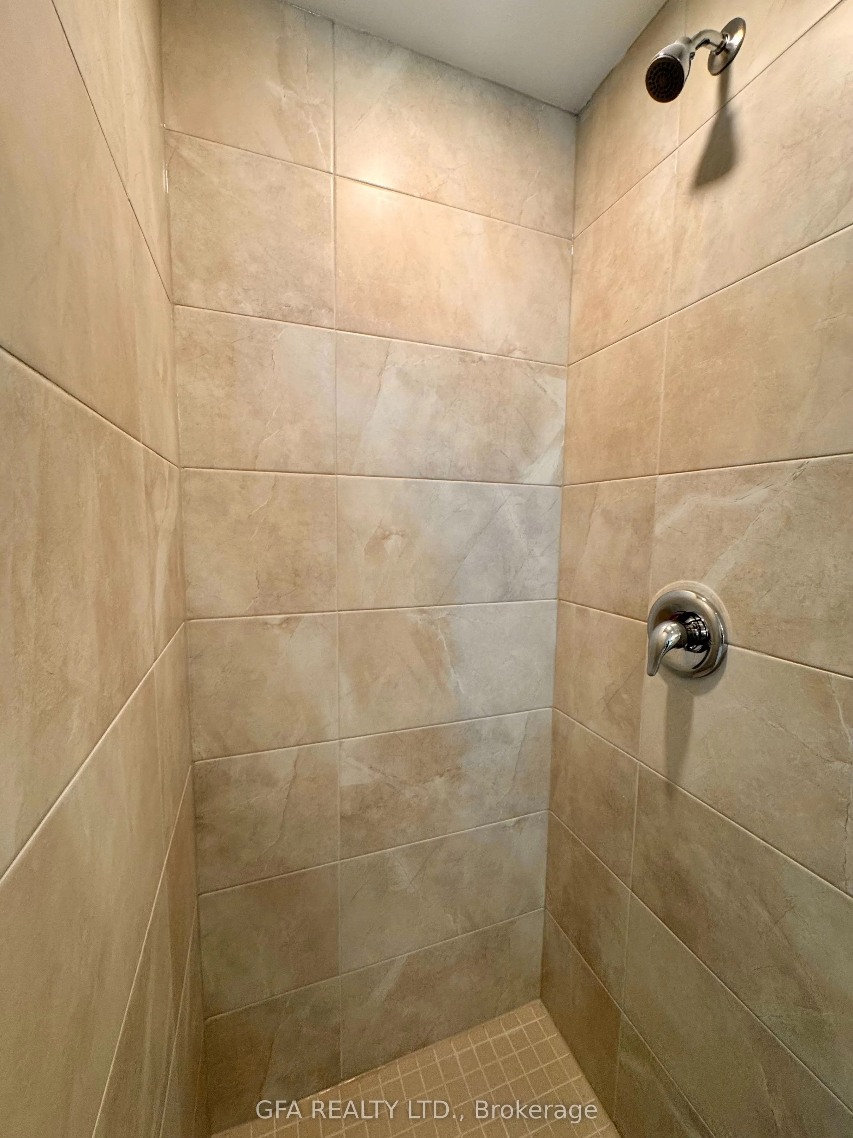 1035 Southdown Road #707