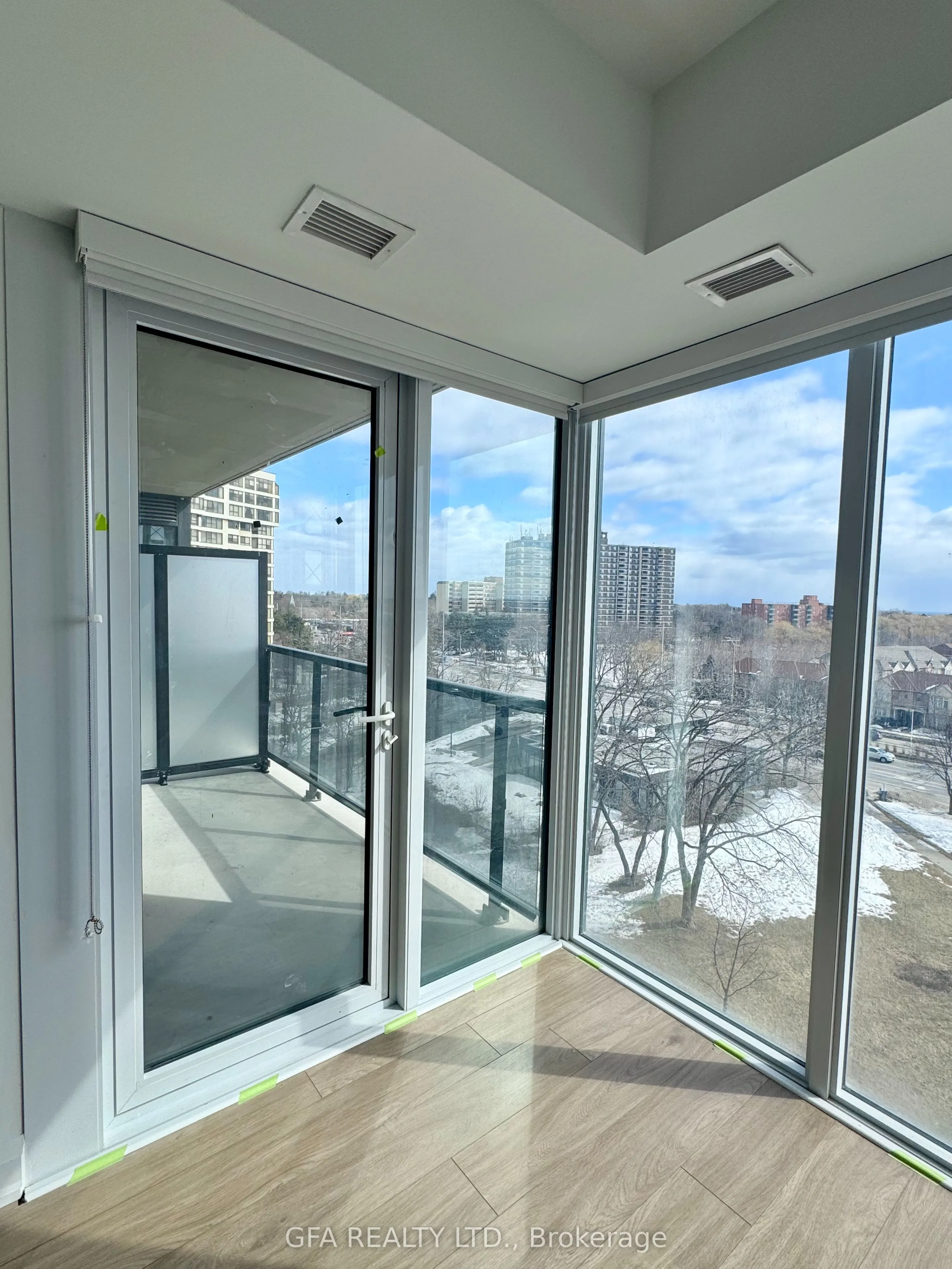 1035 Southdown Road #707