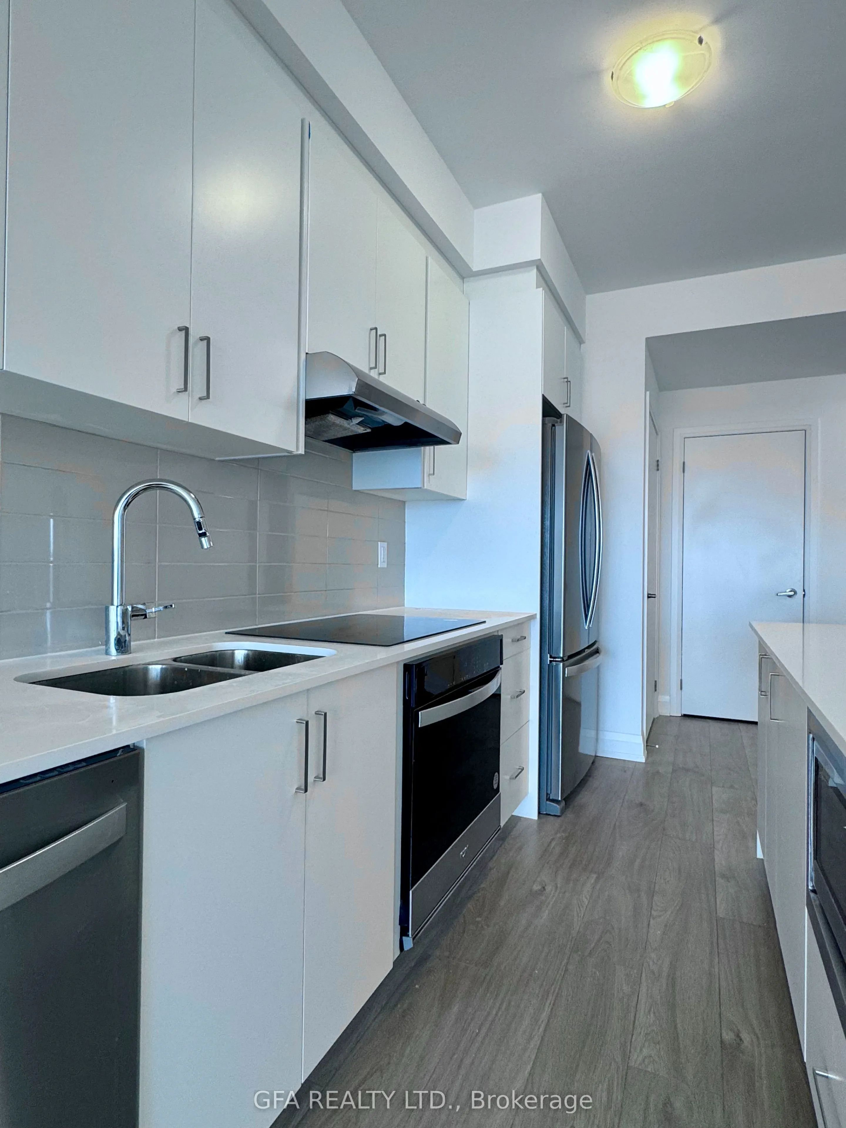 1035 Southdown Road #707