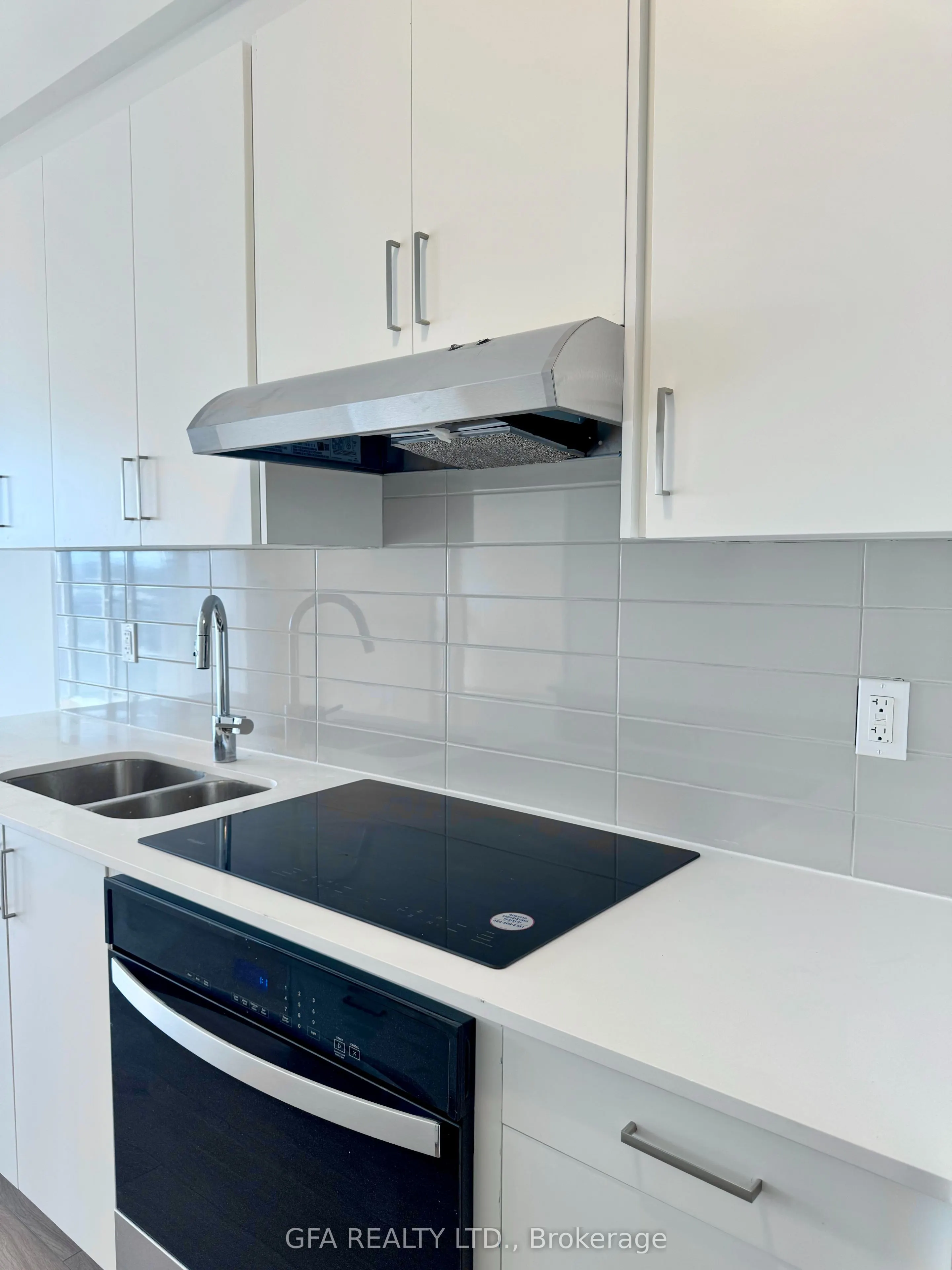 1035 Southdown Road #707