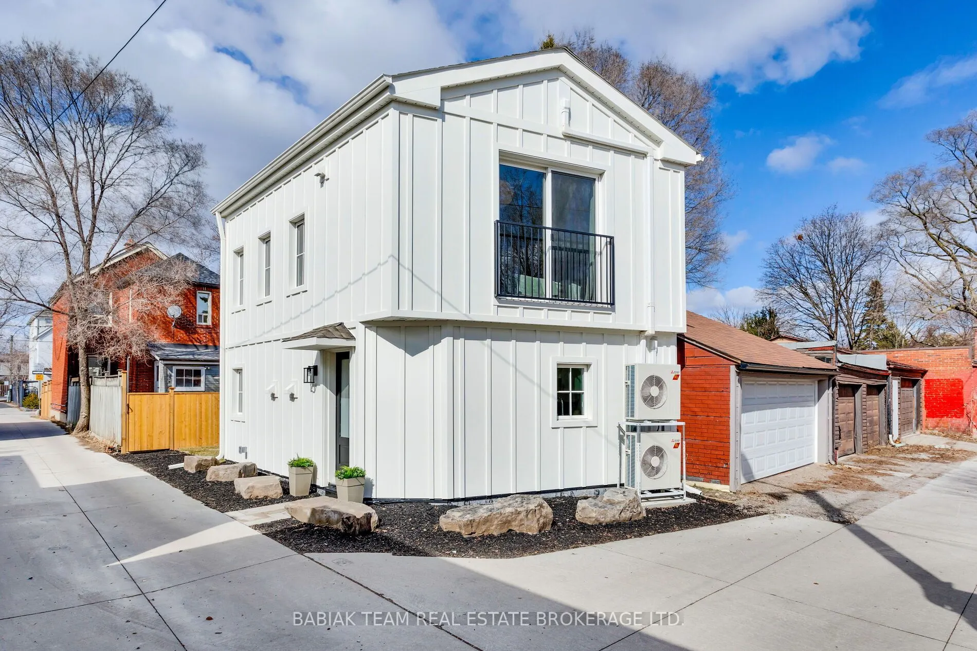 45 Montye Avenue