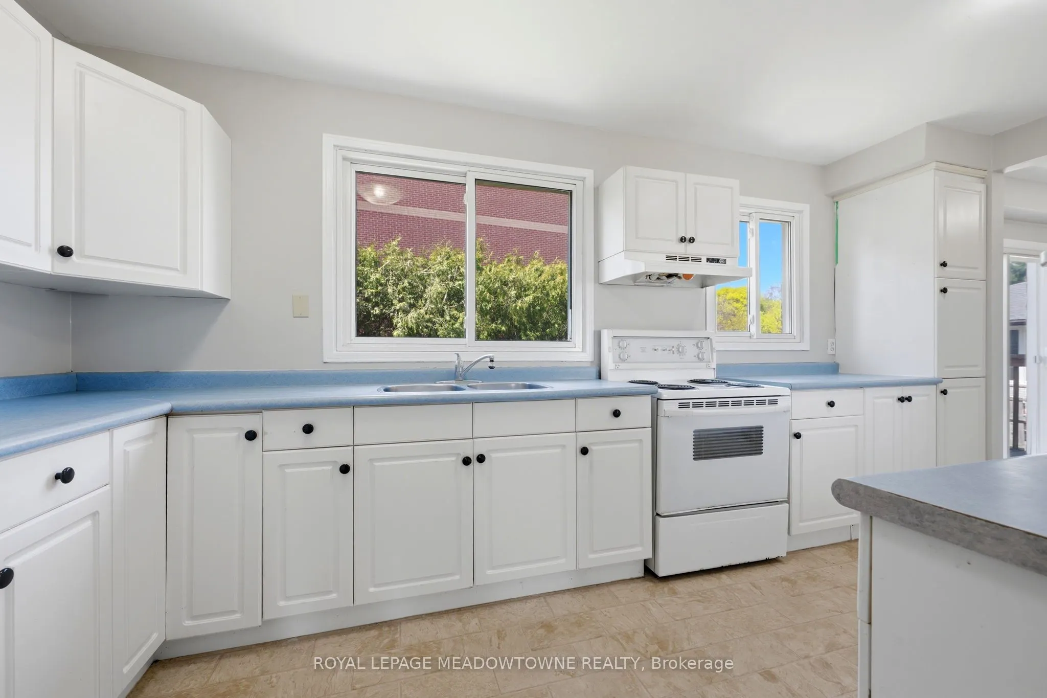 82 Maple Avenue