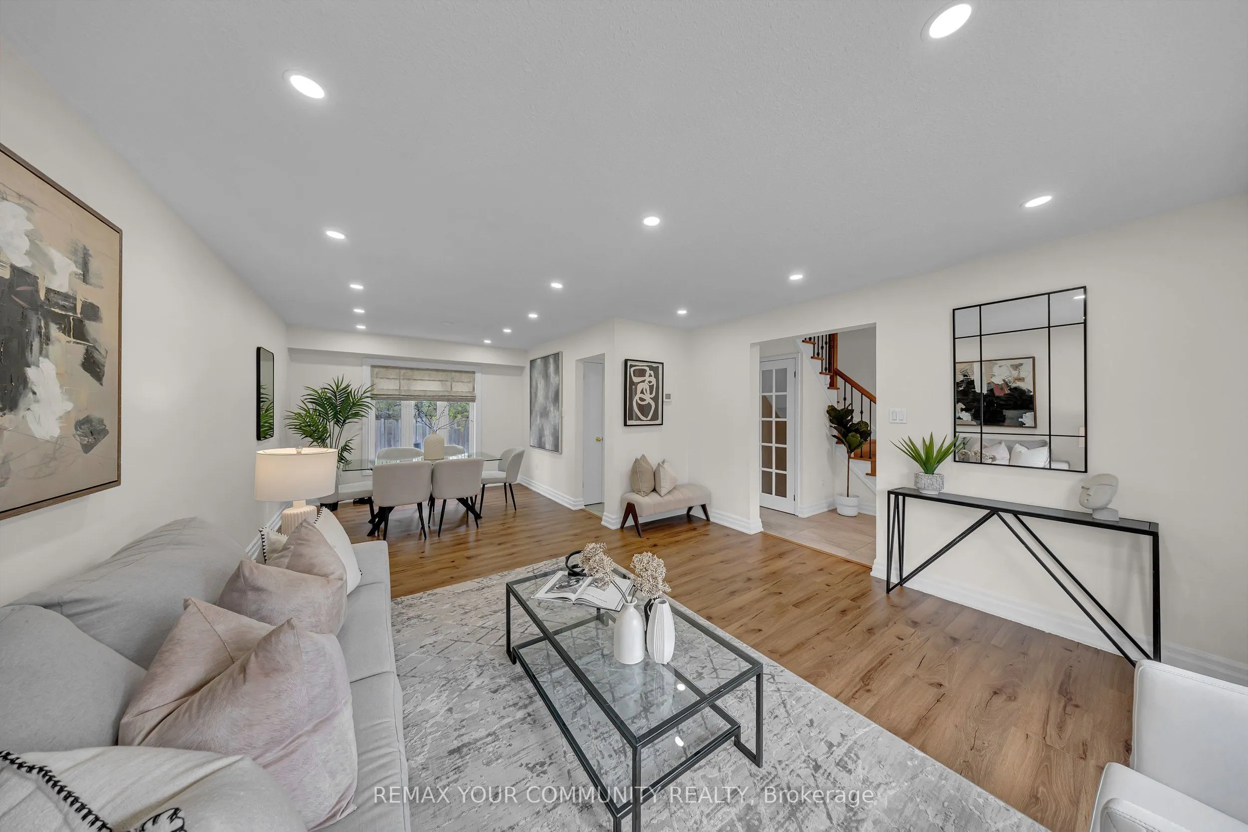 22 Madelaine Crescent