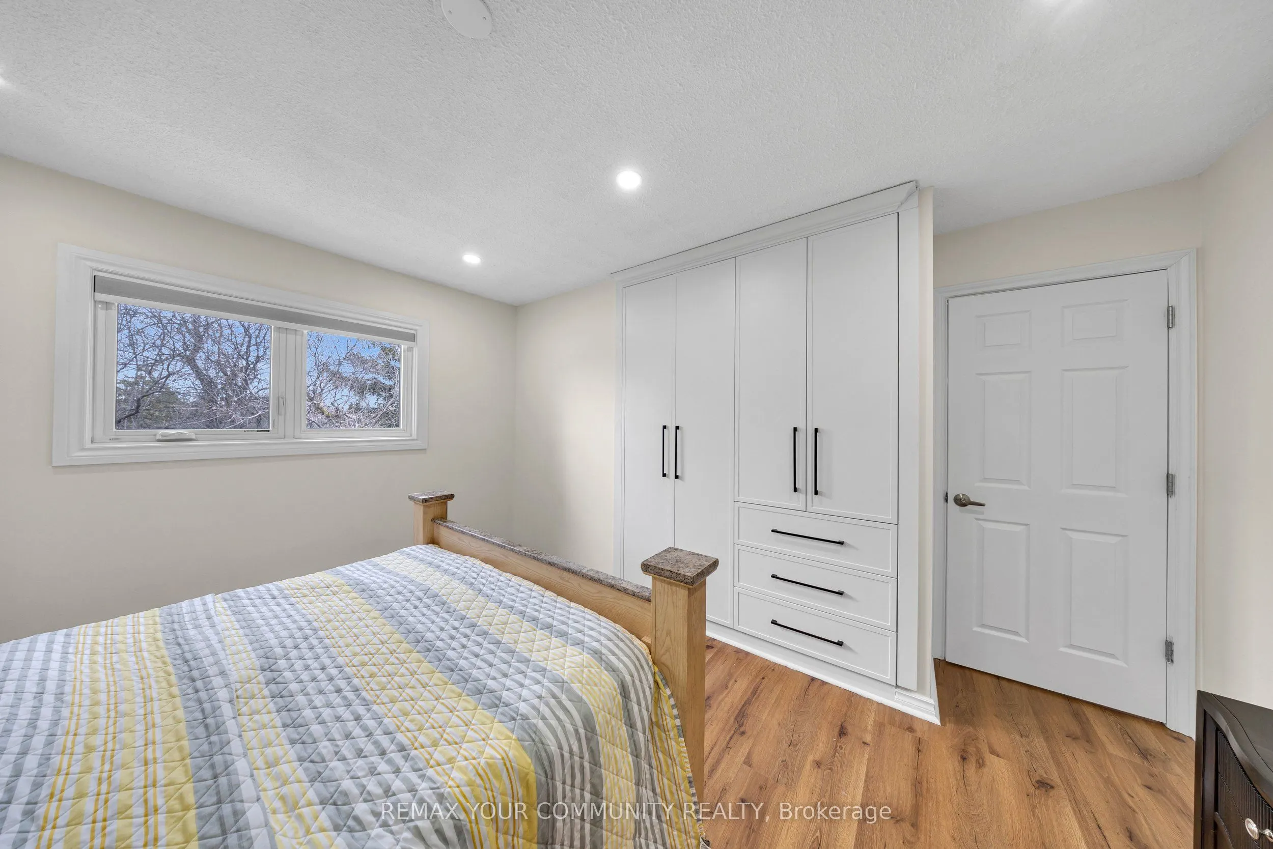 22 Madelaine Crescent